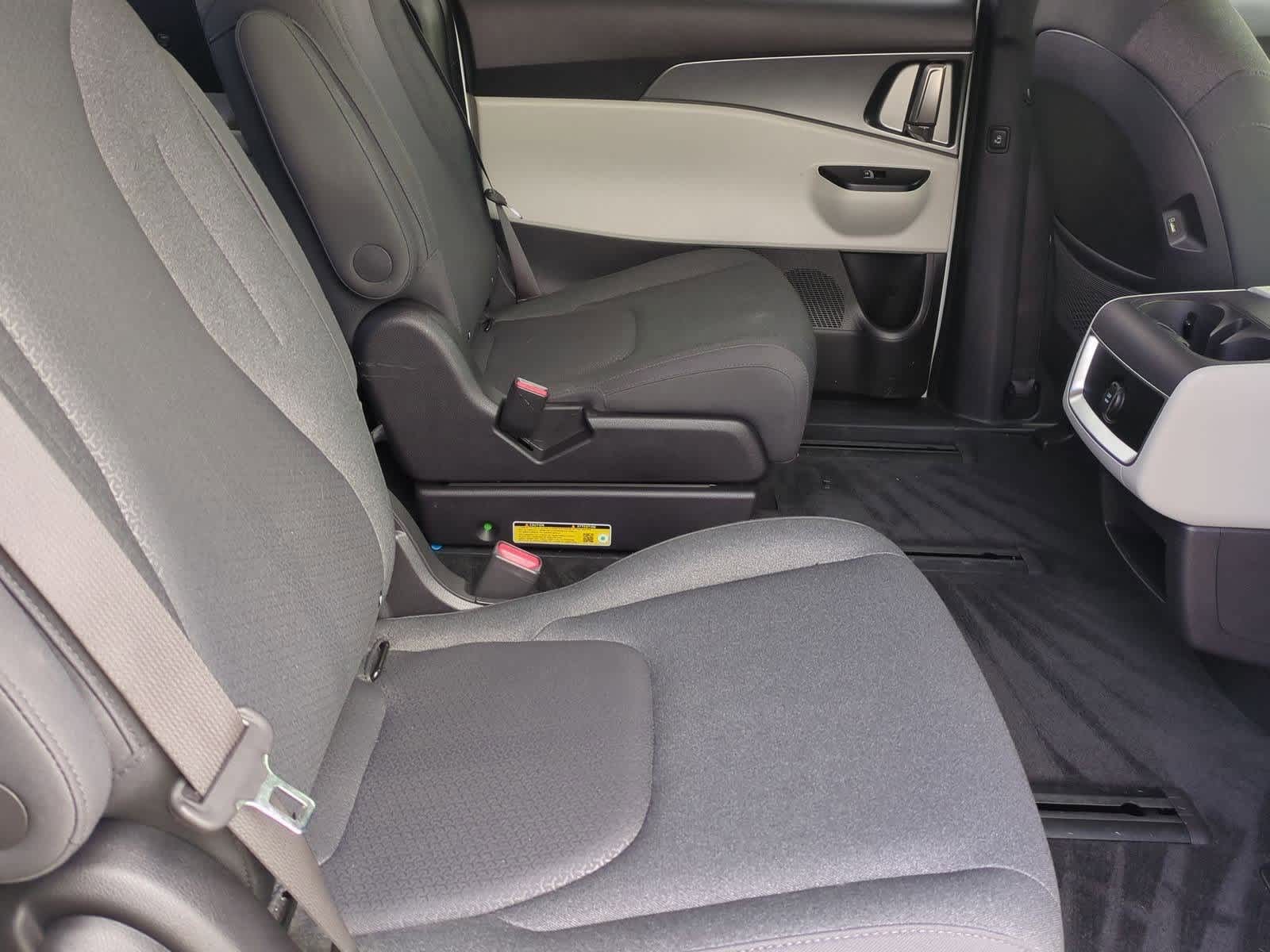 Thumbnail: 2024 Kia Carnival - 19