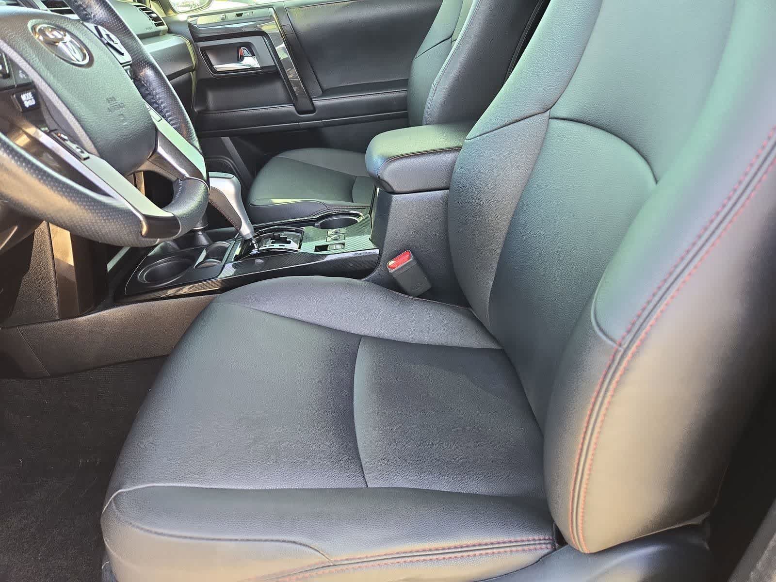 Thumbnail: 2023 Toyota 4Runner - 15