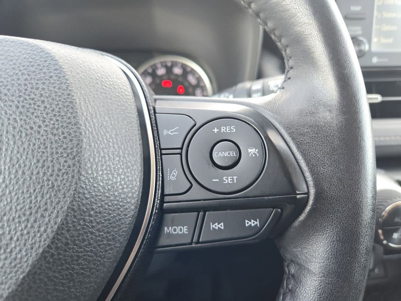 Thumbnail: 2021 Toyota RAV4 - 26