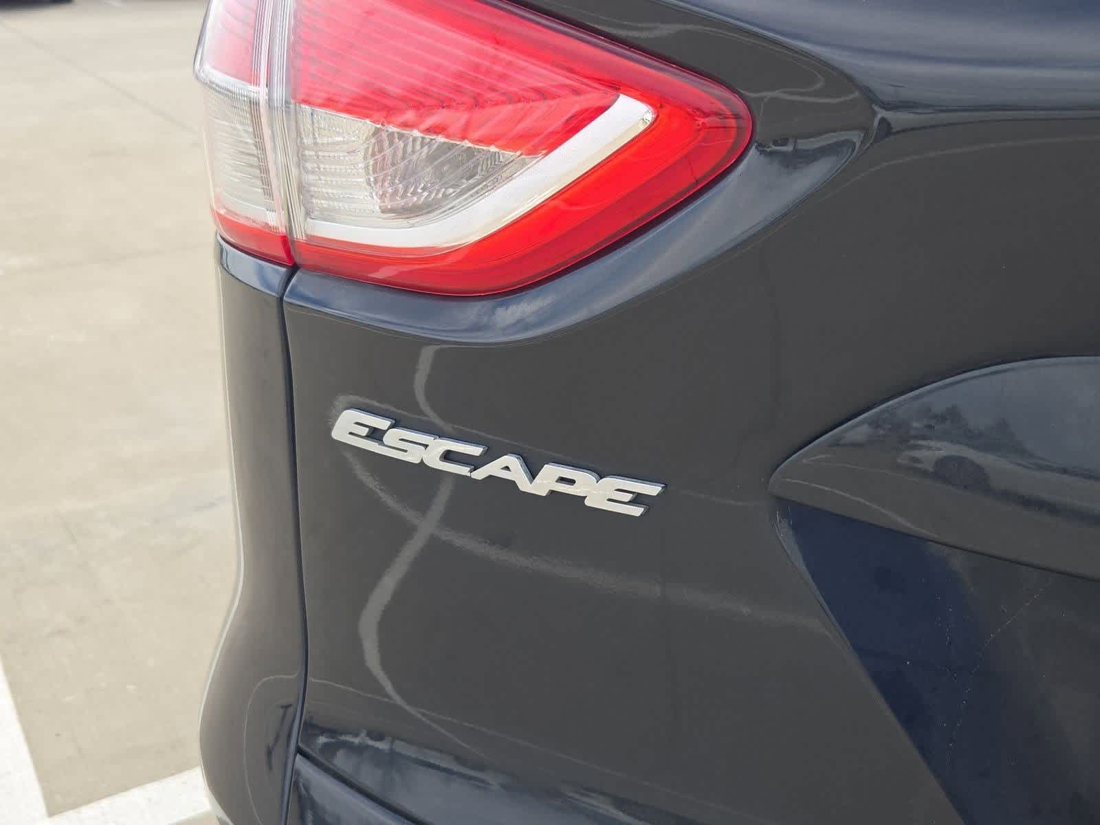 Thumbnail: 2014 Ford Escape - 18