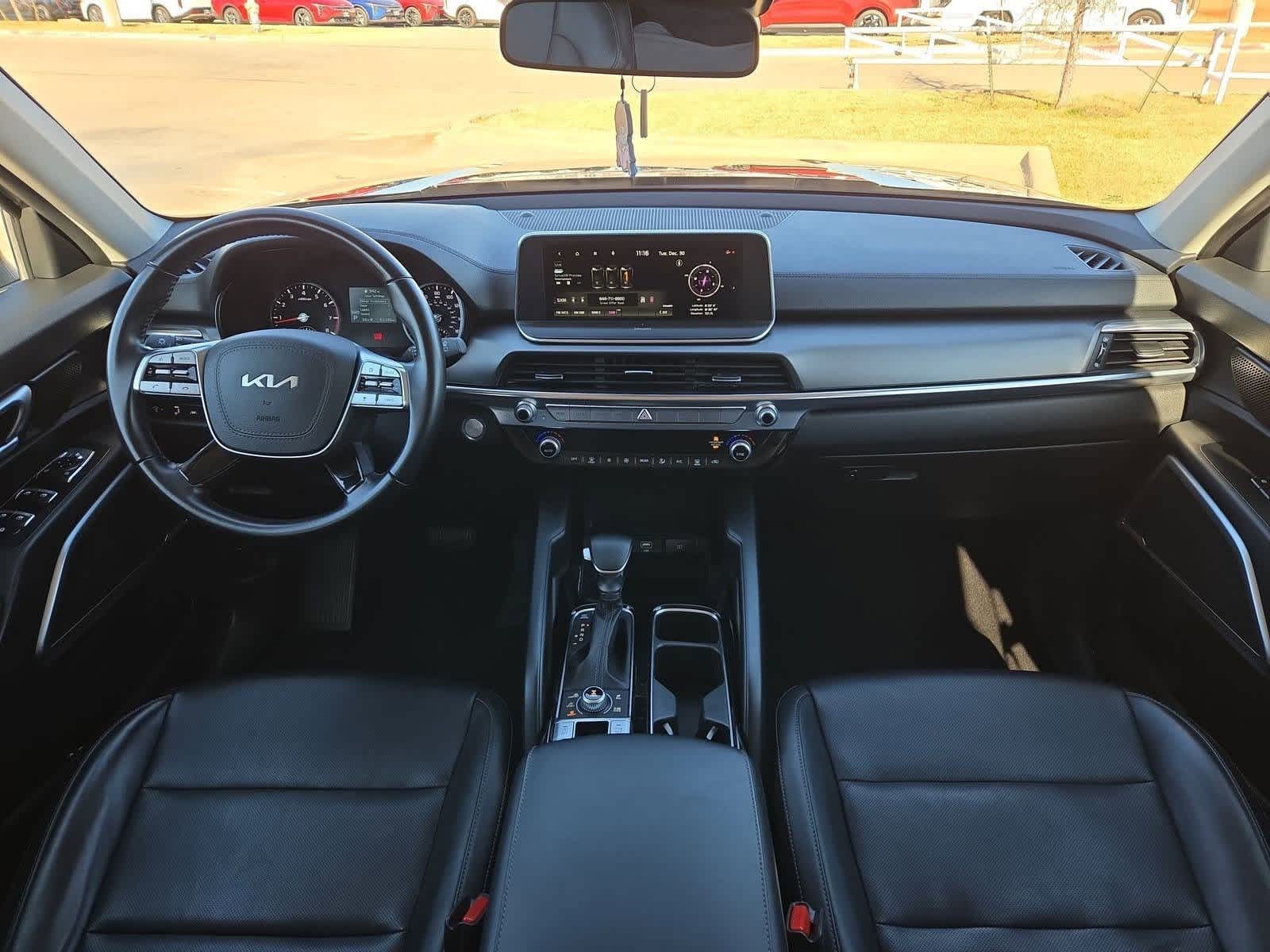 Thumbnail: 2022 Kia Telluride - 14