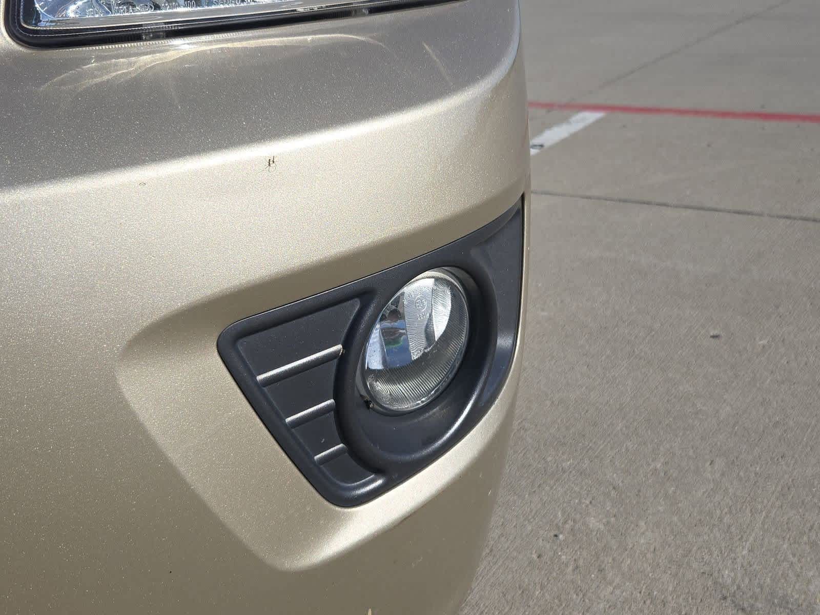 Thumbnail: 2007 Kia Rondo - 10