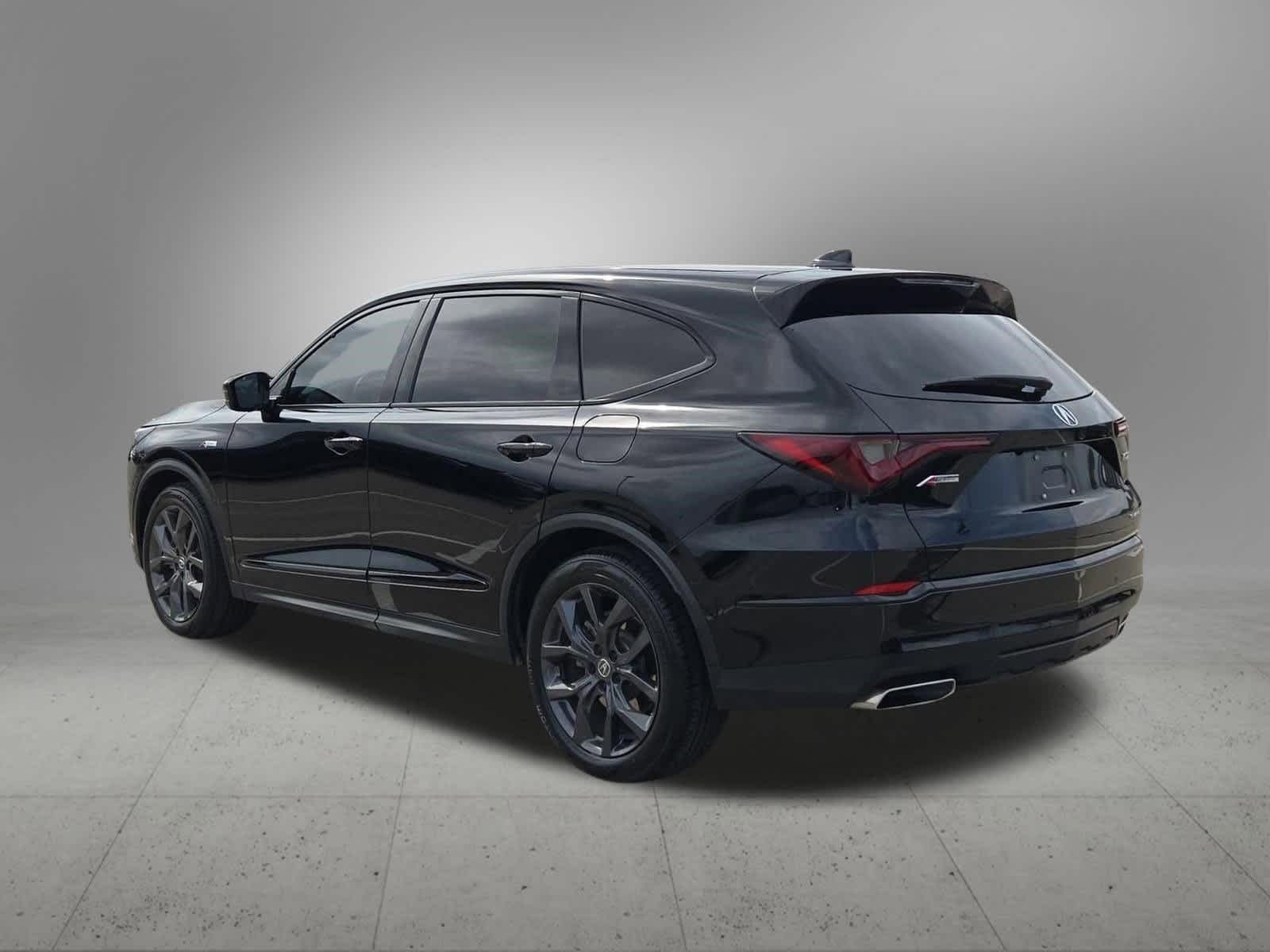Thumbnail: 2023 Acura MDX - 4
