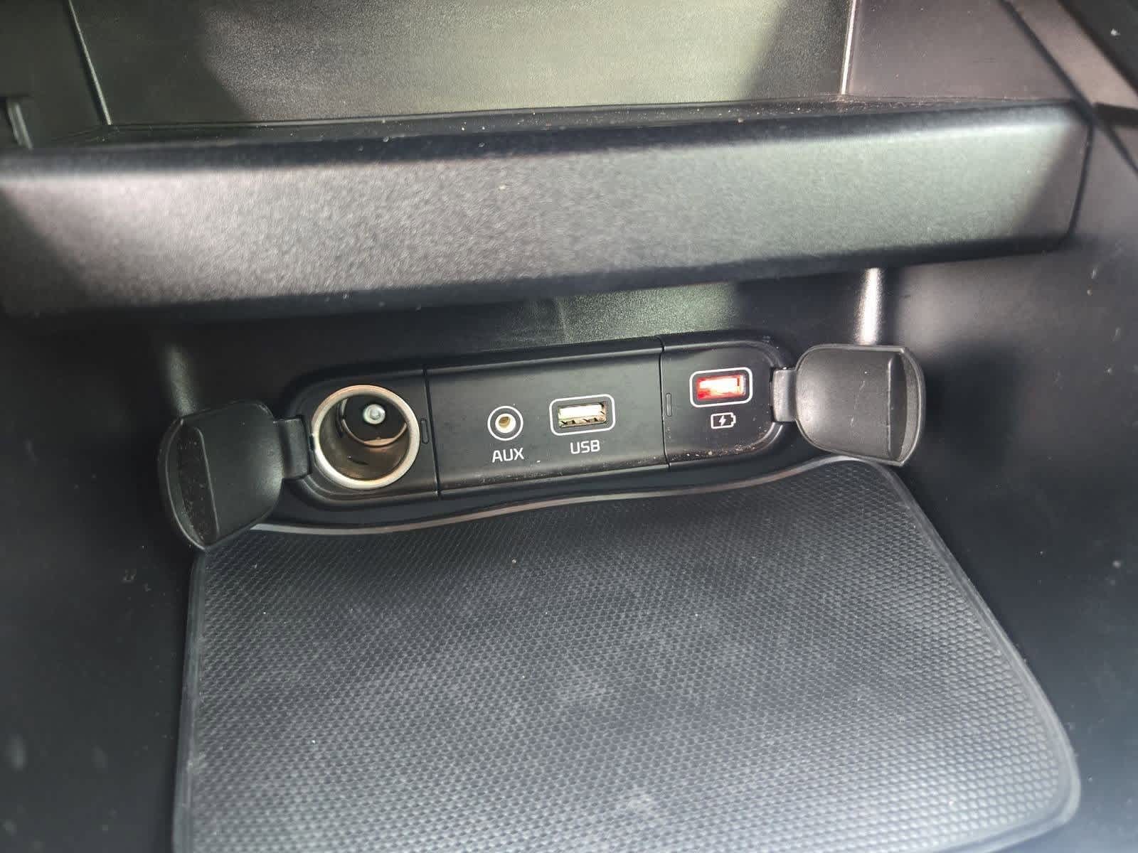 Thumbnail: 2020 Kia Forte - 29