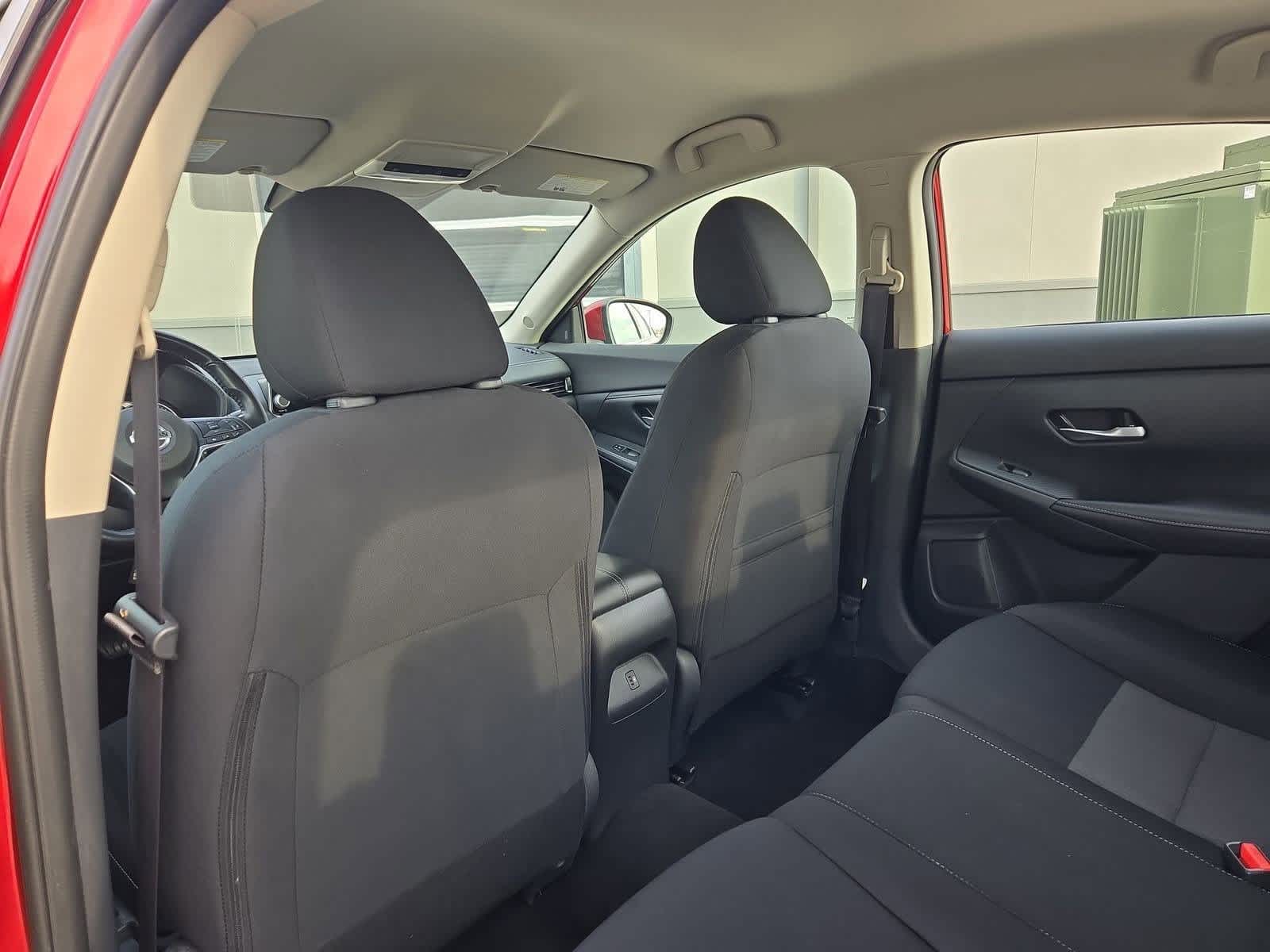 Thumbnail: 2021 Nissan Sentra - 17