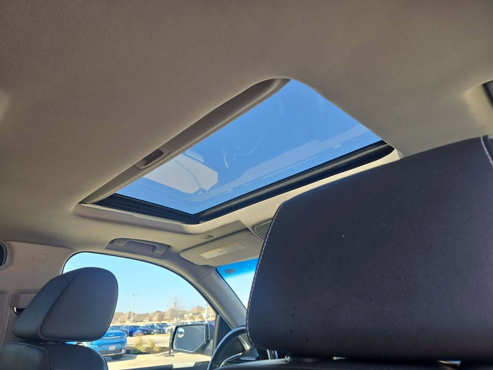 Thumbnail: 2020 Chevrolet Suburban - 21