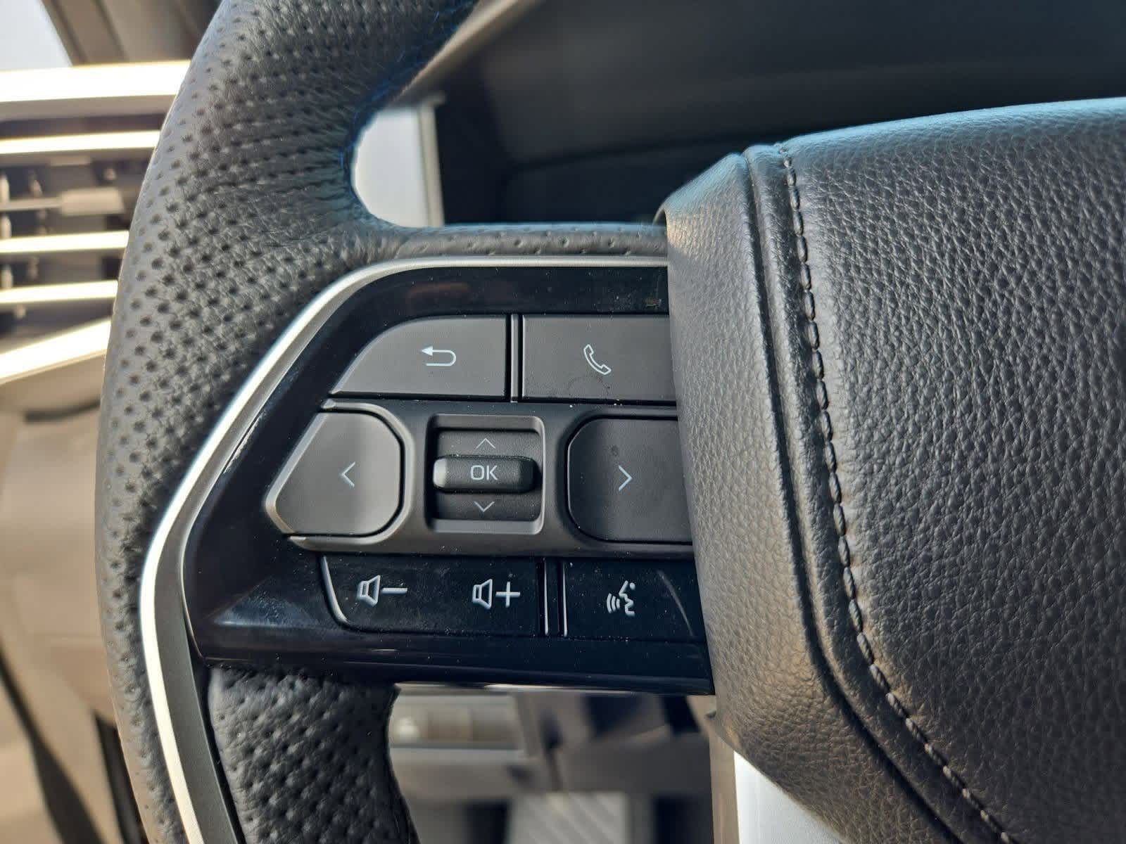 Thumbnail: 2024 Toyota Tundra - 23