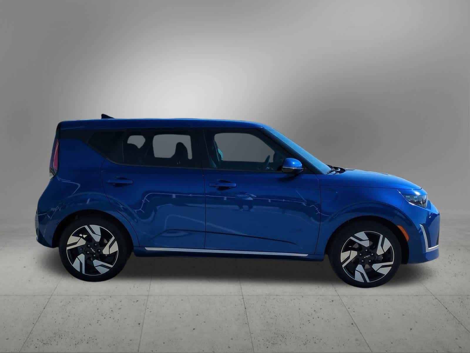 Thumbnail: 2023 Kia Soul - 7