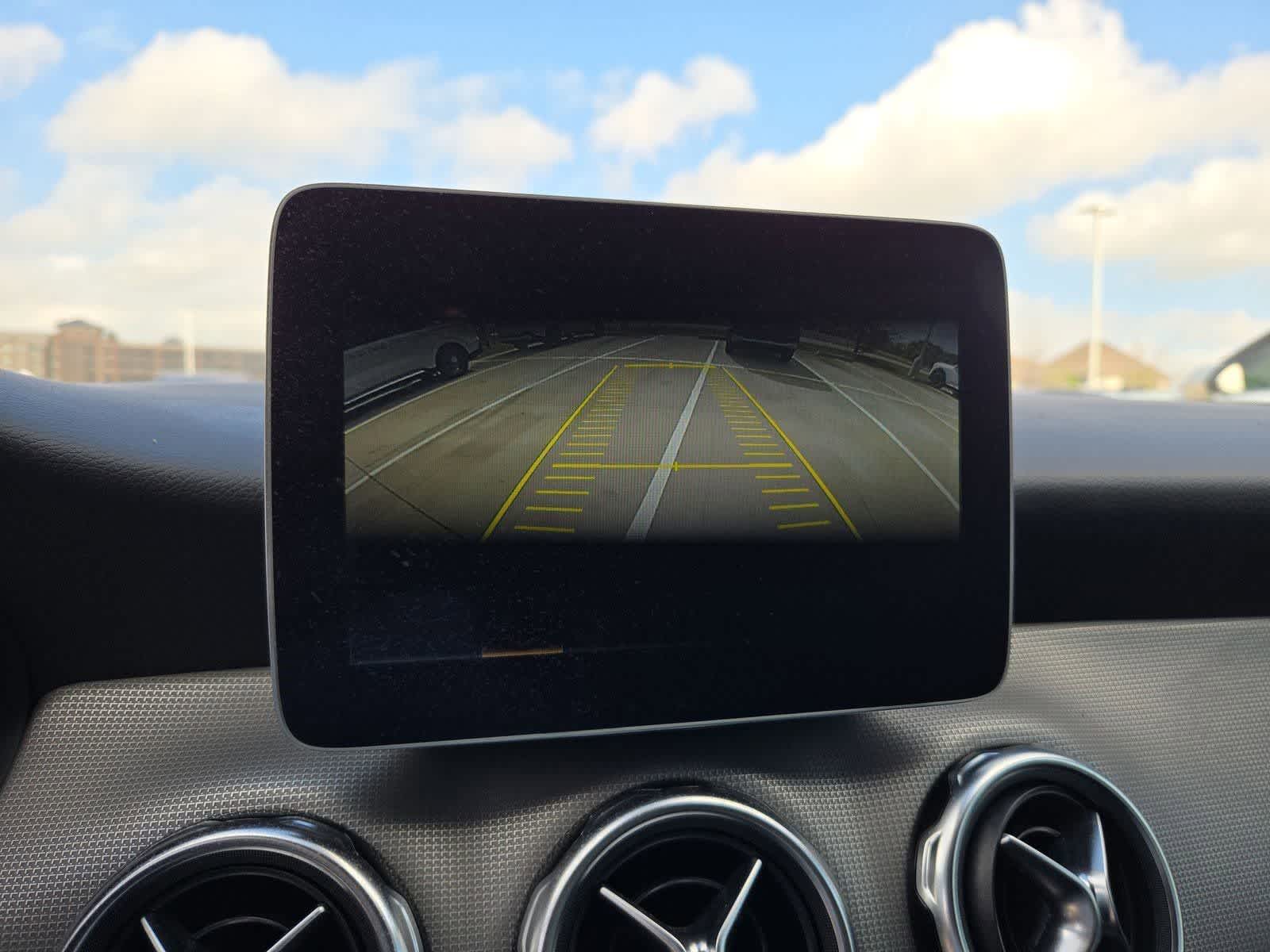 Thumbnail: 2019 Mercedes-Benz GLA - 27