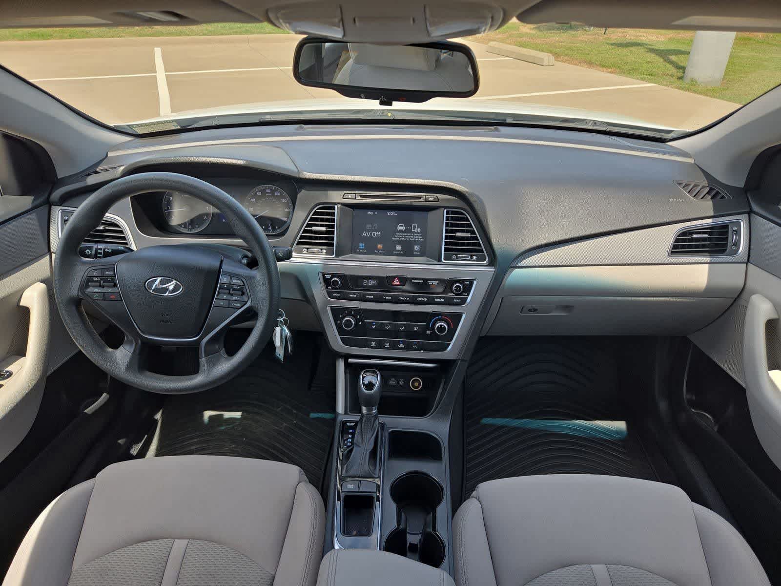 Thumbnail: 2017 Hyundai Sonata - 13