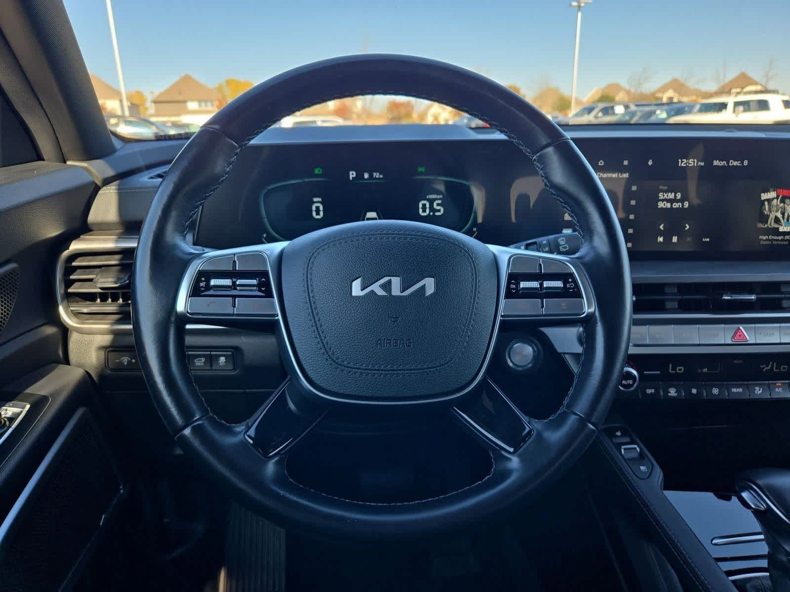 Thumbnail: 2023 Kia Telluride - 23