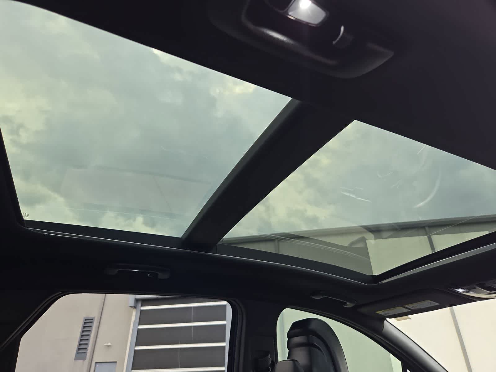 Thumbnail: 2023 Kia Sportage - 21