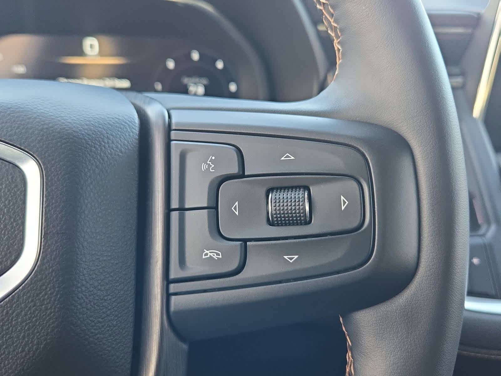 Thumbnail: 2024 GMC Yukon - 24