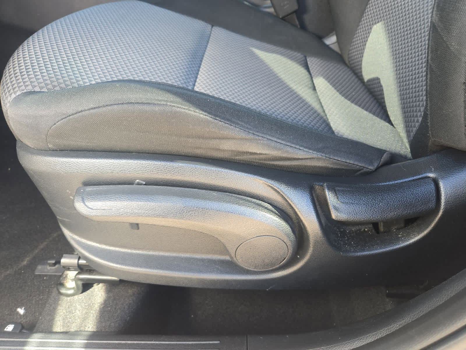 Thumbnail: 2023 Kia Soul - 16