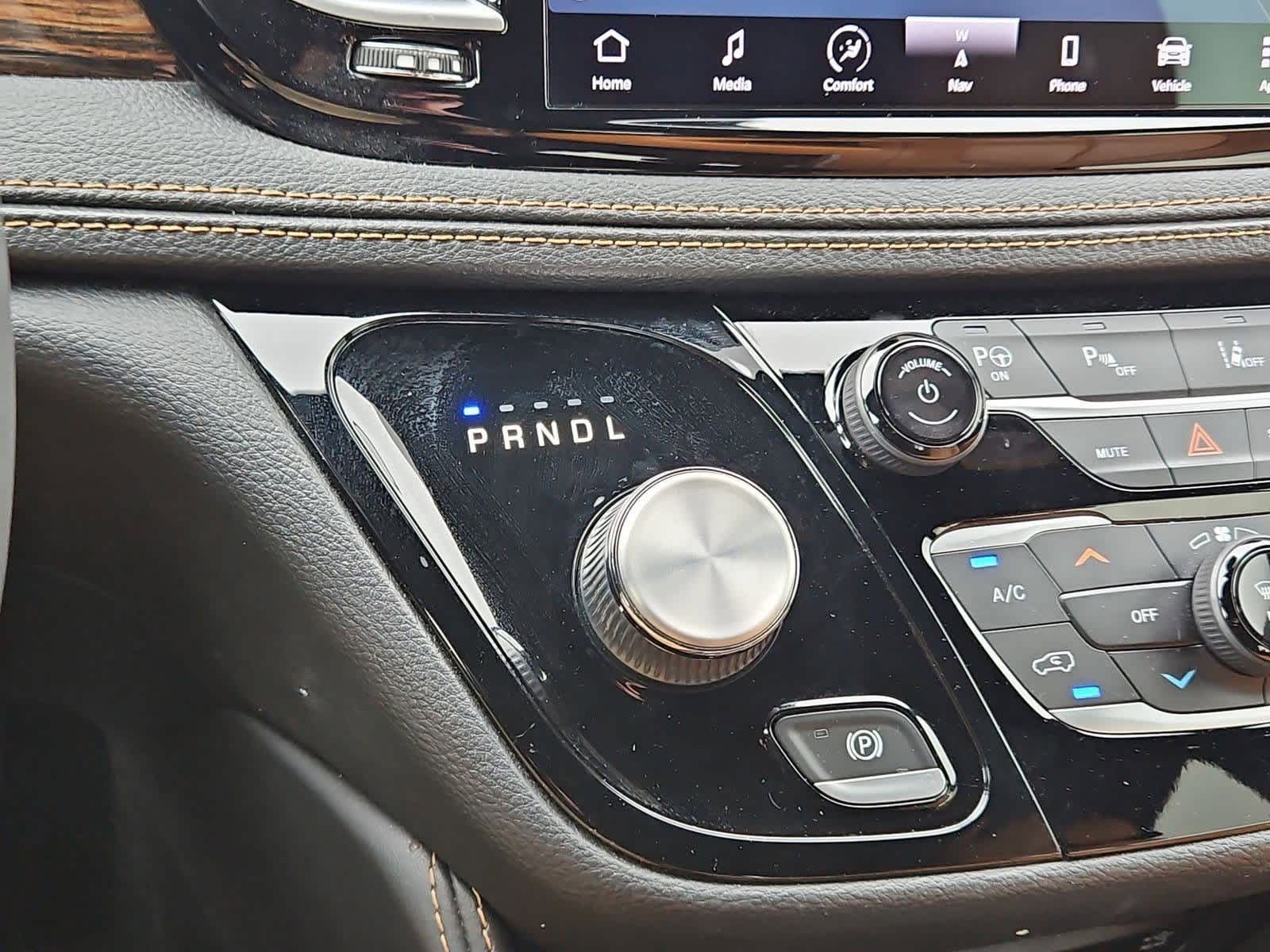 Thumbnail: 2022 Chrysler Pacifica - 33