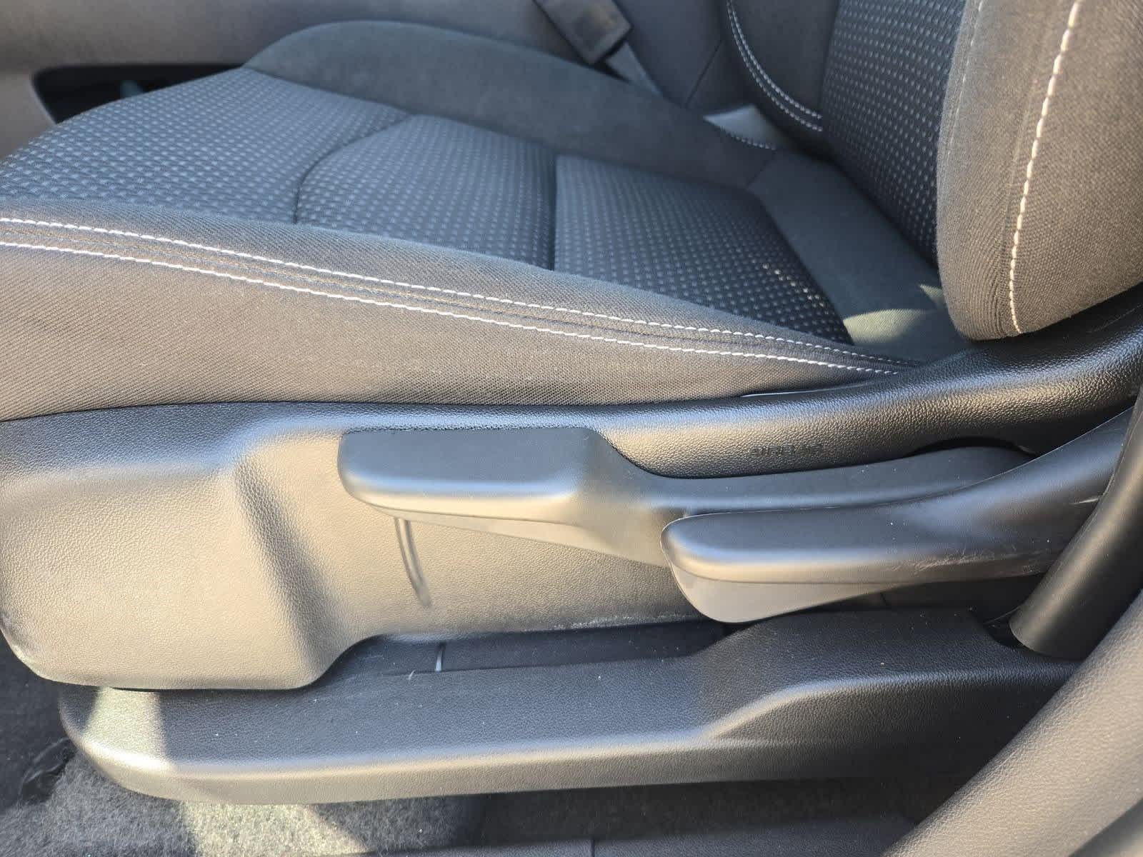 Thumbnail: 2024 GMC Terrain - 16