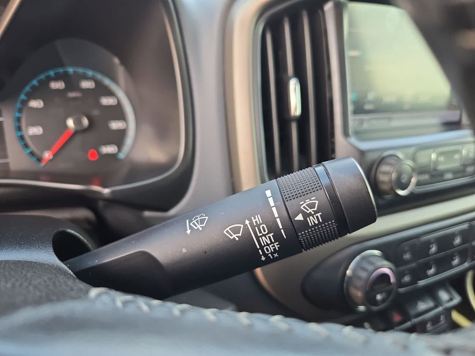 Thumbnail: 2017 Chevrolet Colorado - 24