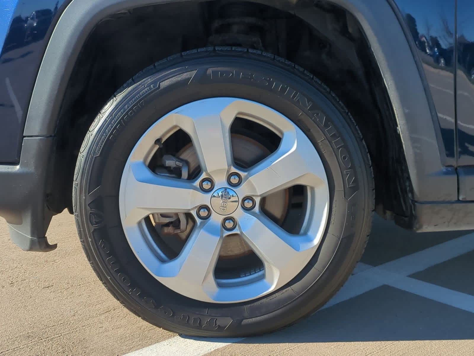 Thumbnail: 2018 Jeep Compass - 13