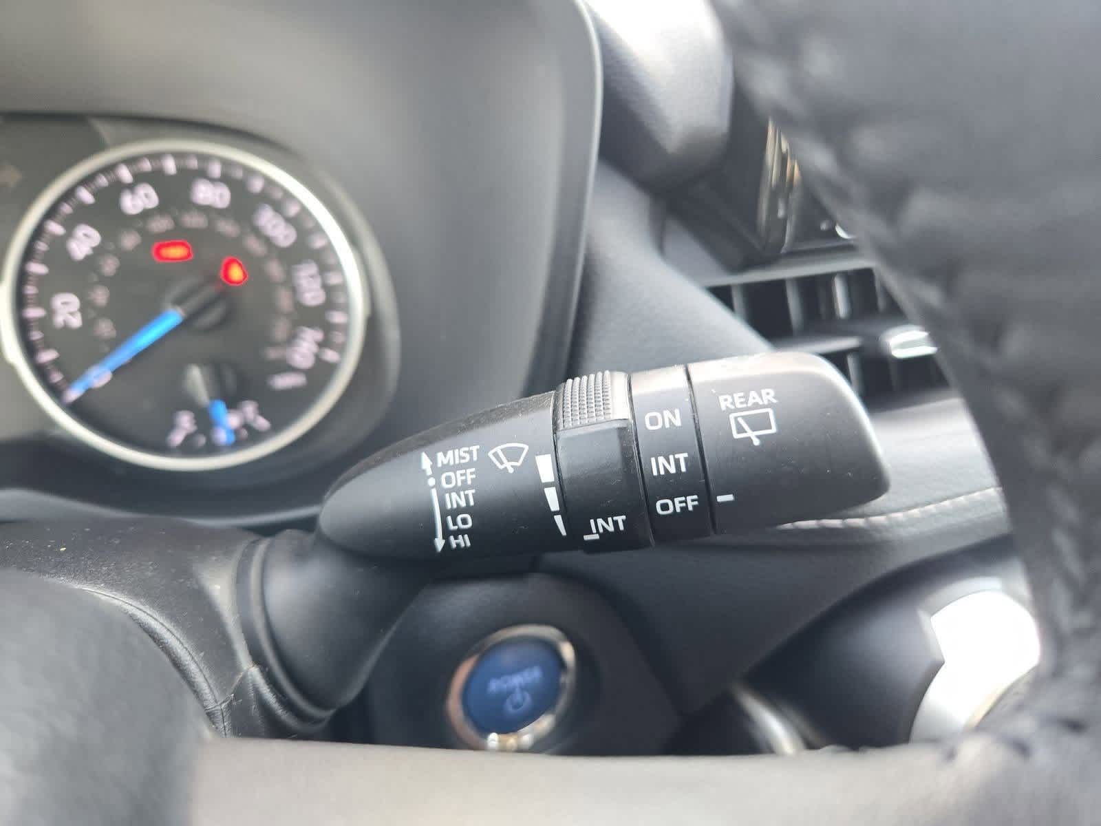 Thumbnail: 2021 Toyota RAV4 - 27