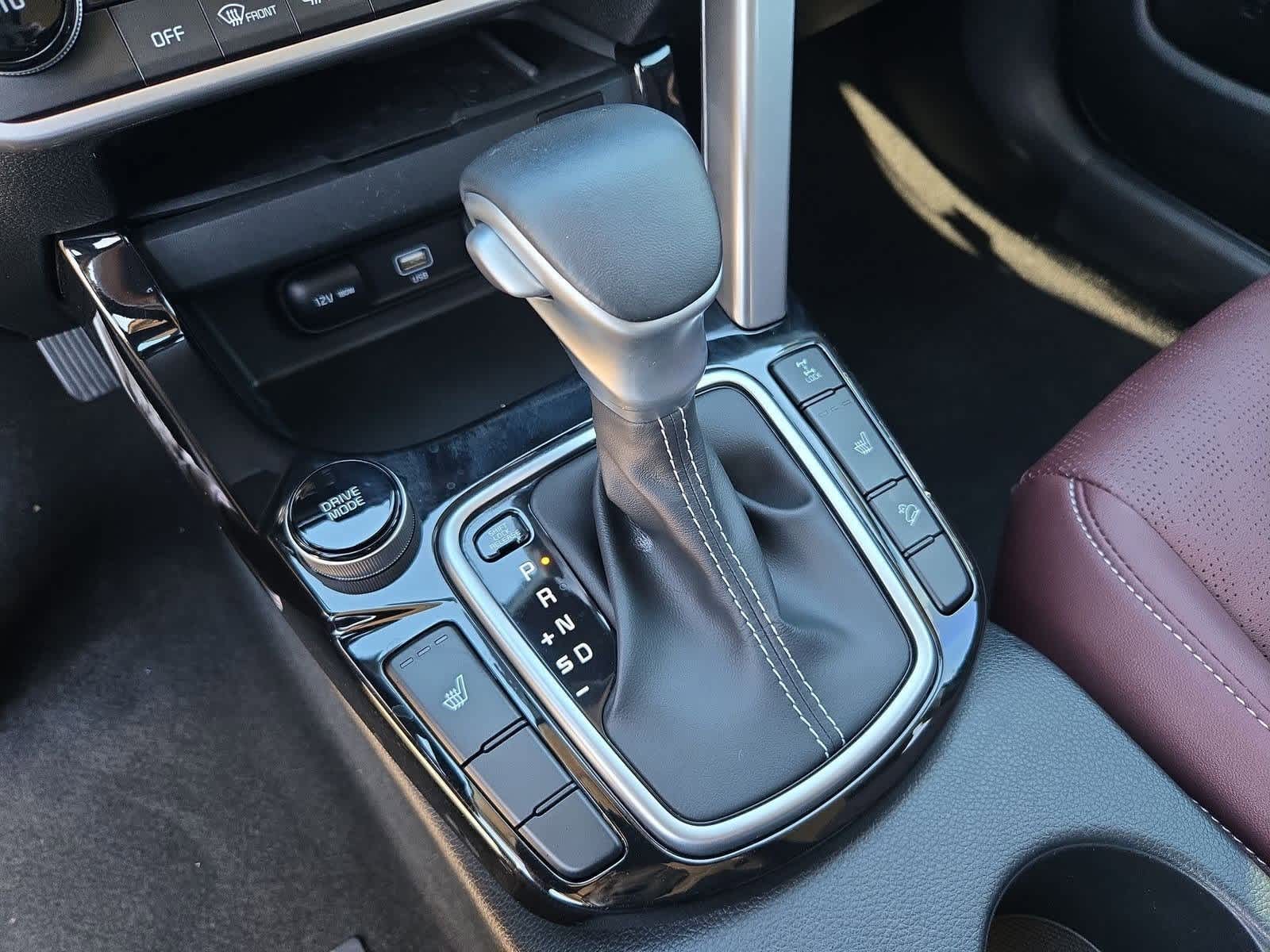 Thumbnail: 2023 Kia Seltos - 32