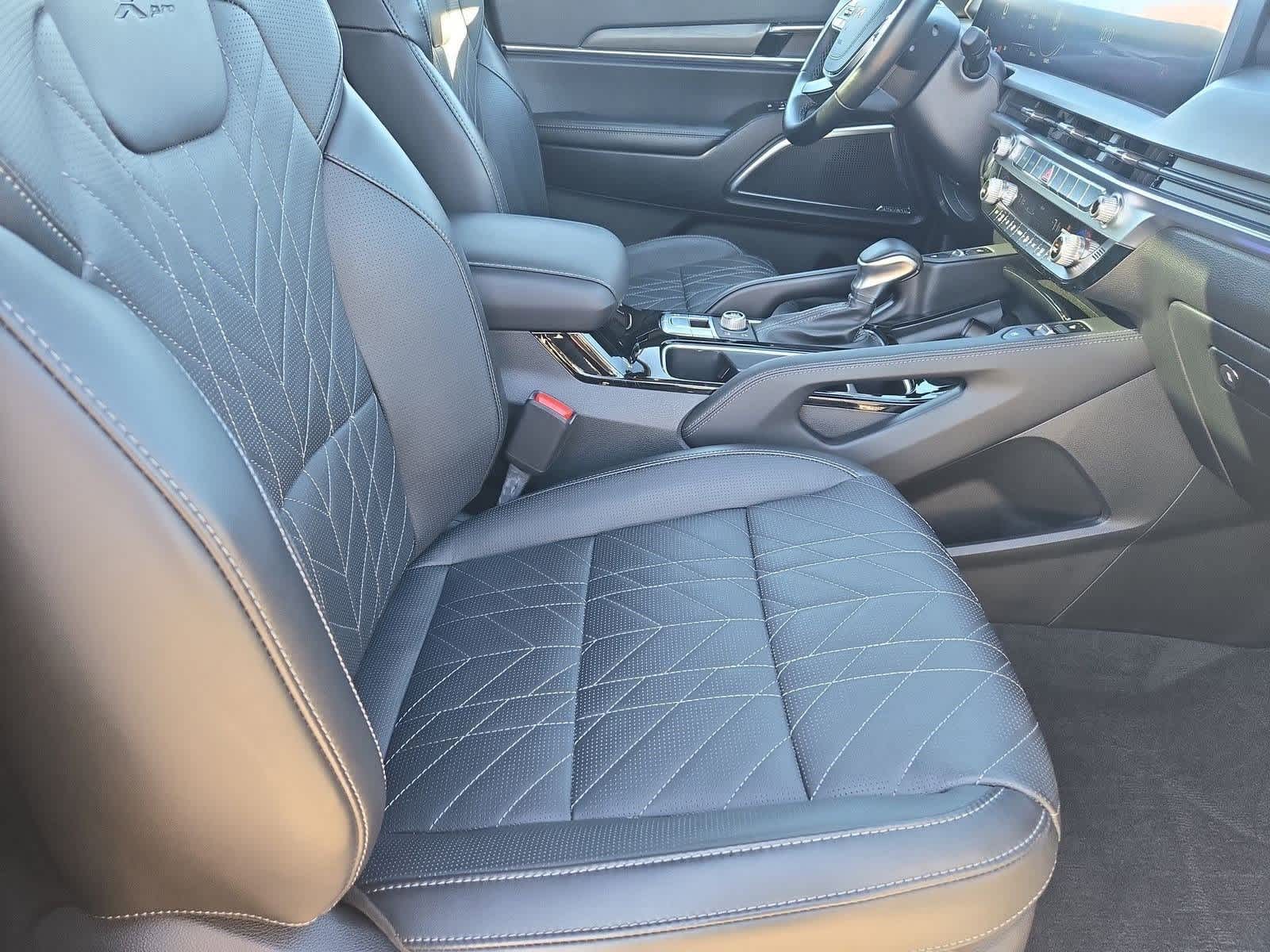 Thumbnail: 2024 Kia Telluride - 22