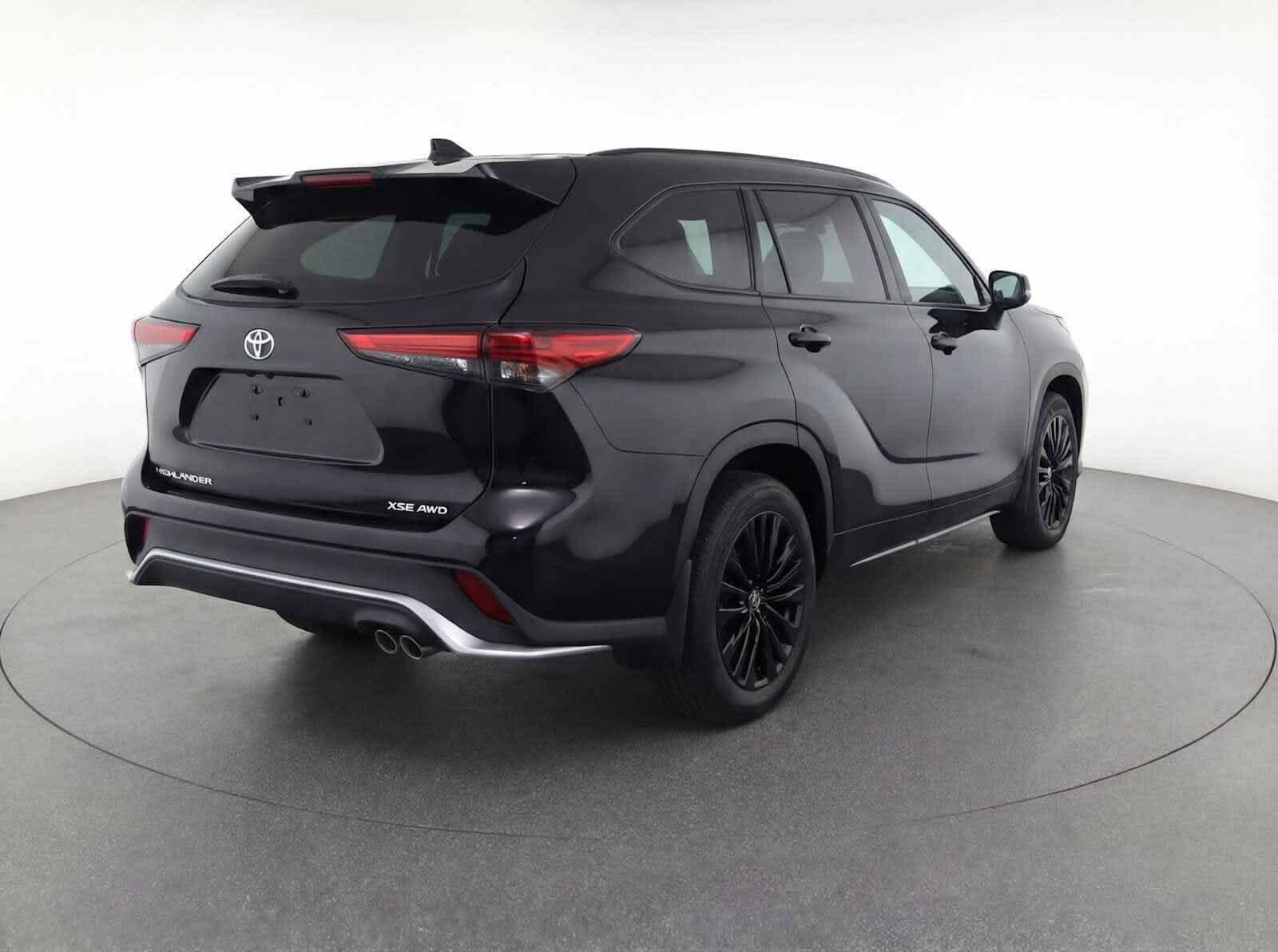 Thumbnail: 2025 Toyota Highlander - 5