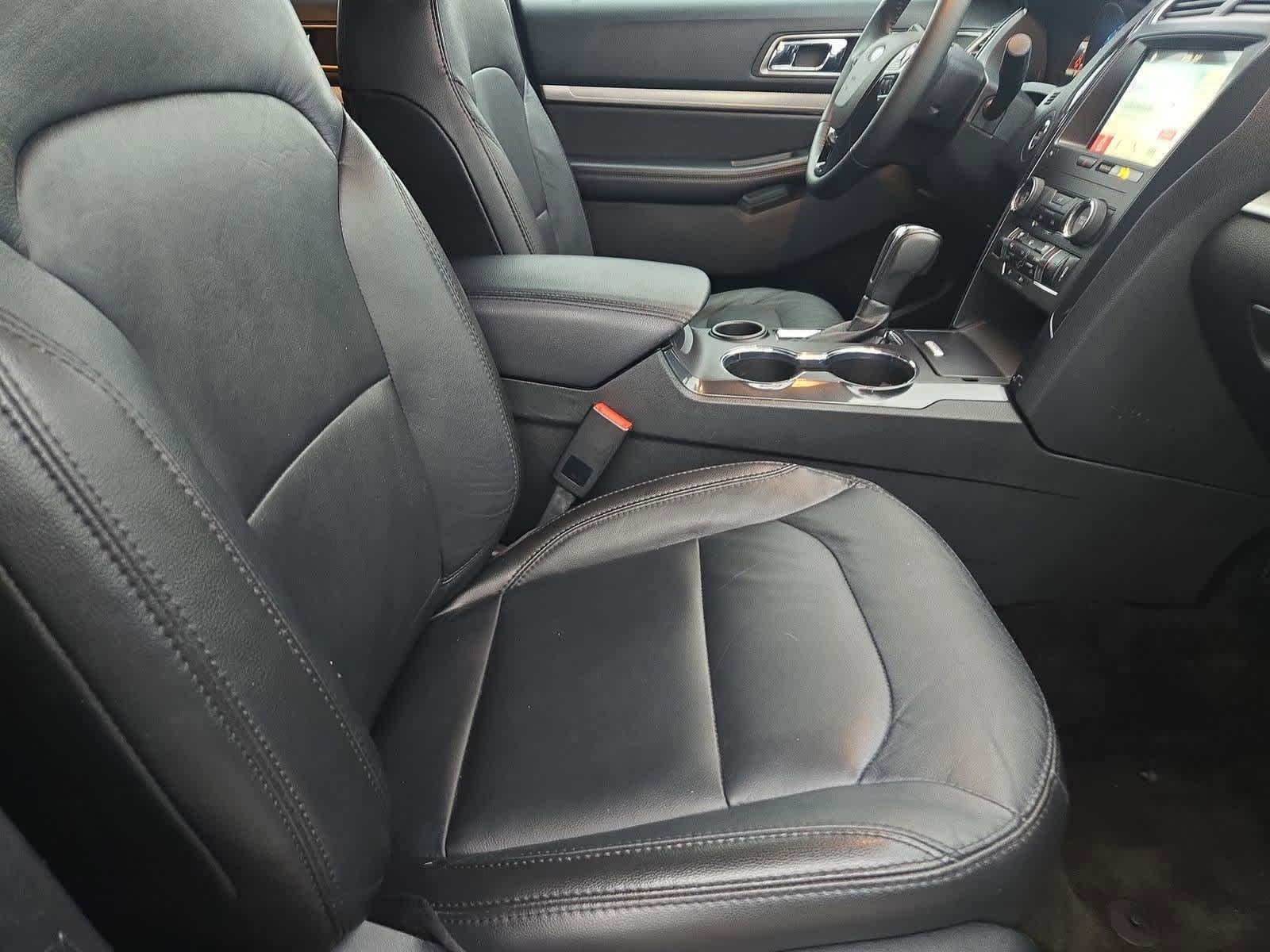 Thumbnail: 2018 Ford Explorer - 20