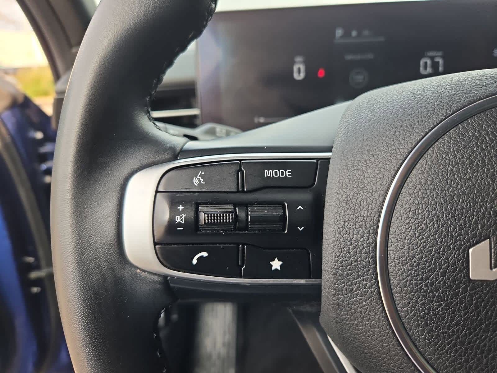 Thumbnail: 2025 Kia K5 - 22