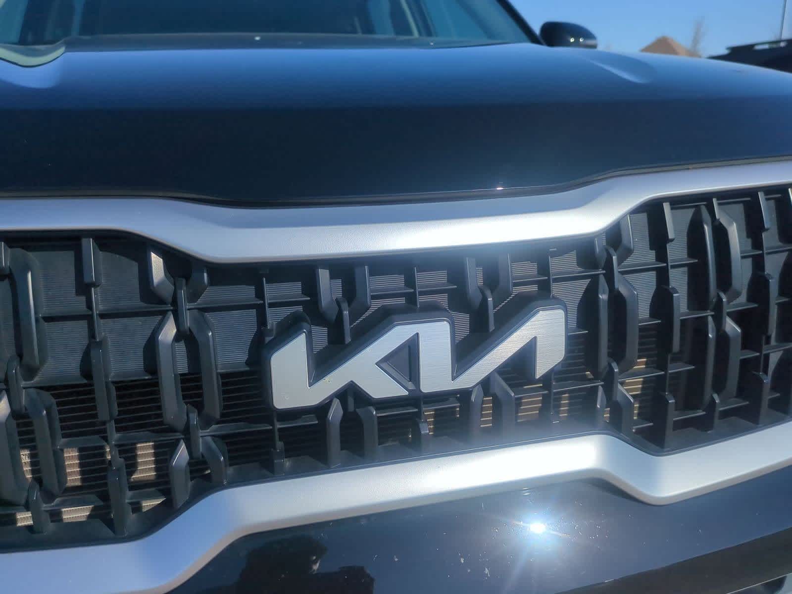 Thumbnail: 2023 Kia Telluride - 10