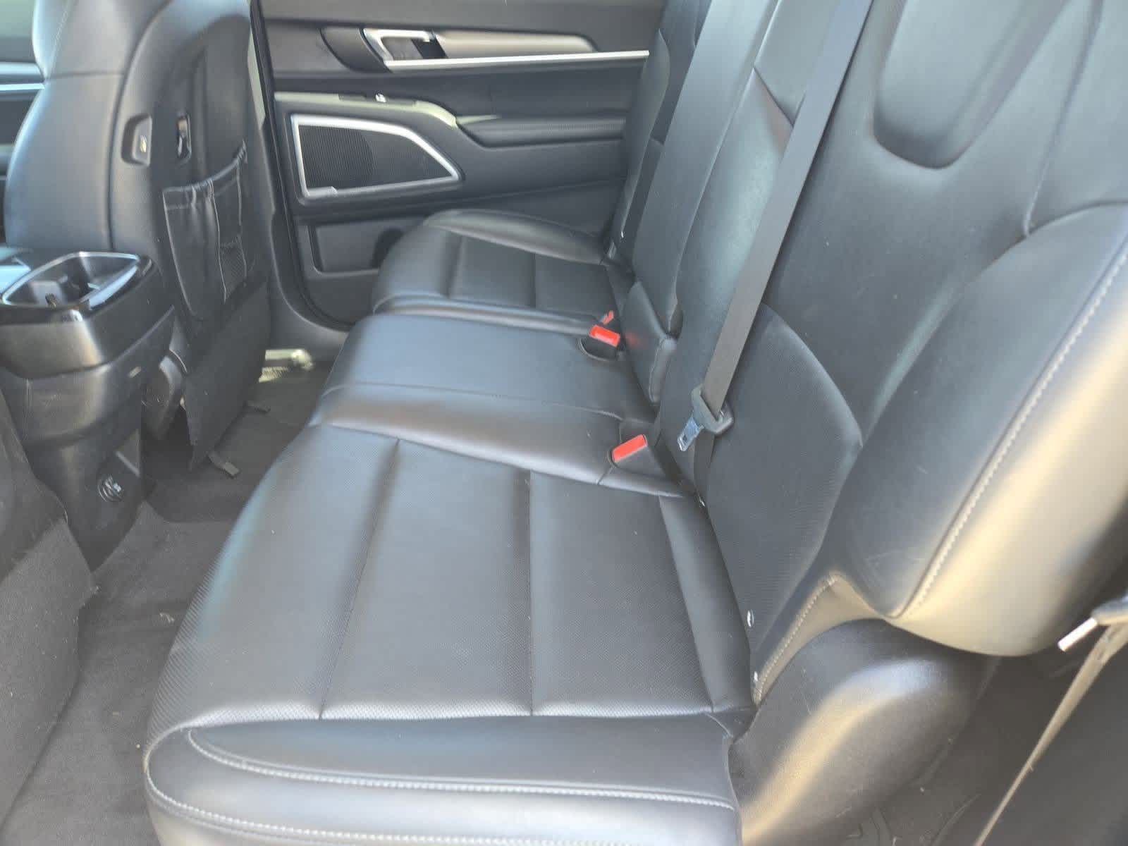 Thumbnail: 2021 Kia Telluride - 17