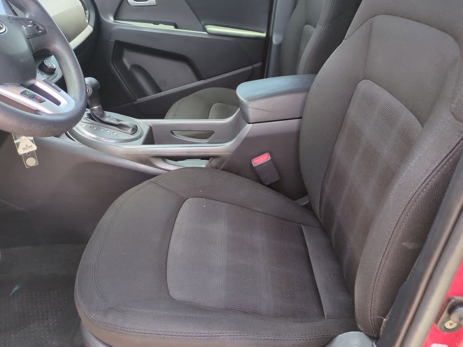 Thumbnail: 2012 Kia Sportage - 14
