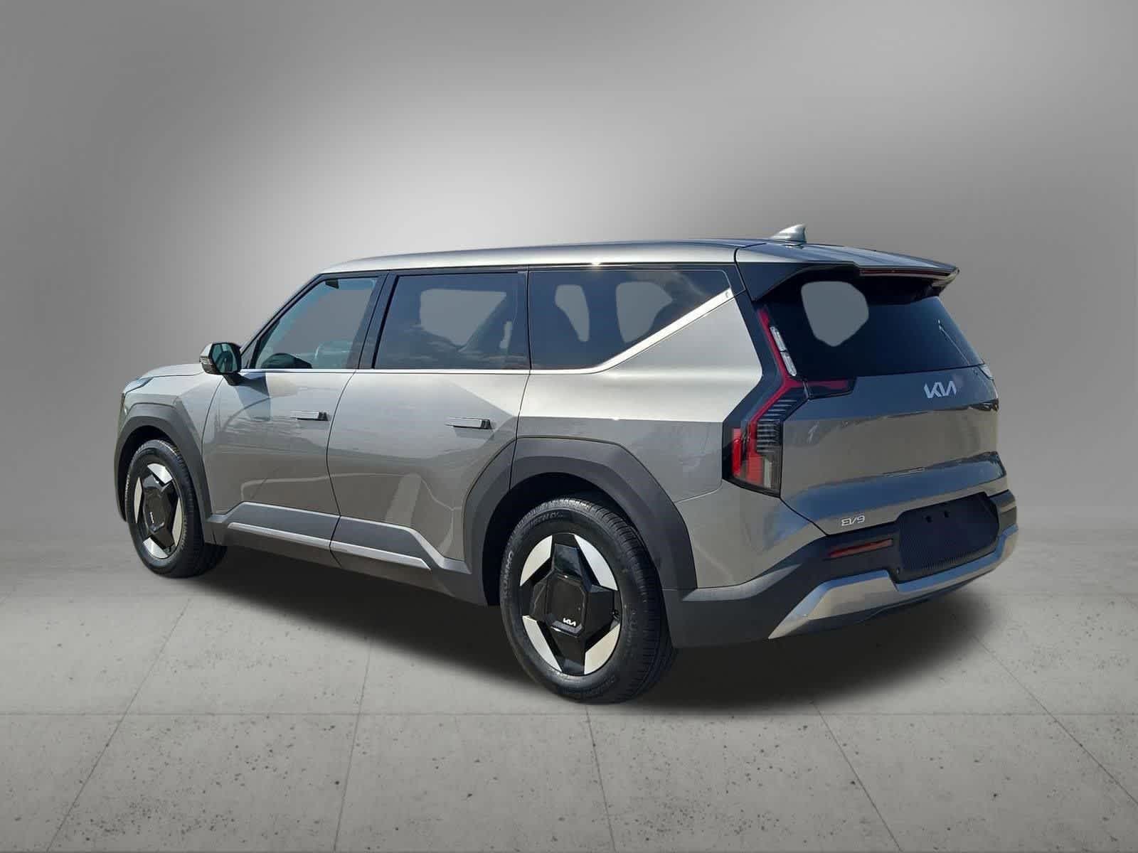 Thumbnail: 2024 Kia EV9 - 4