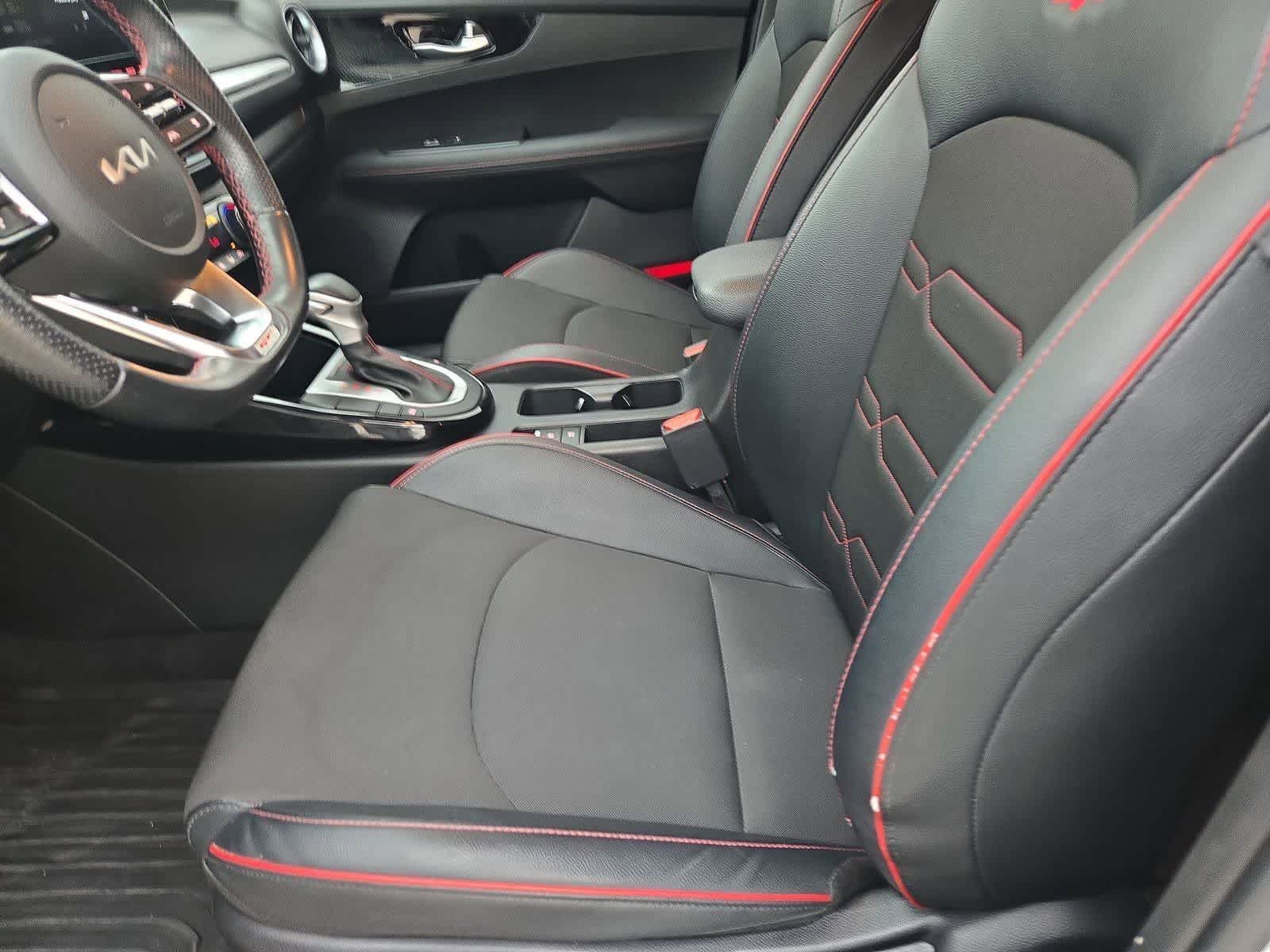 Thumbnail: 2023 Kia Forte - 15