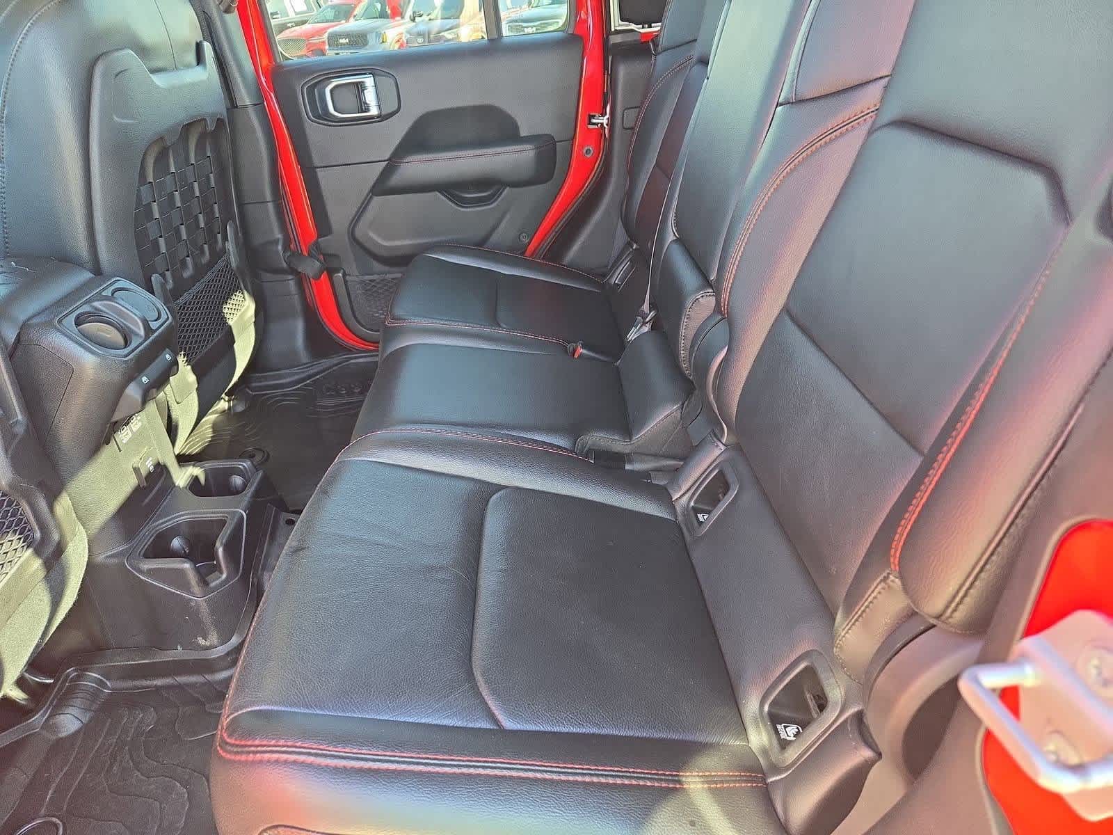 Thumbnail: 2020 Jeep Gladiator - 17