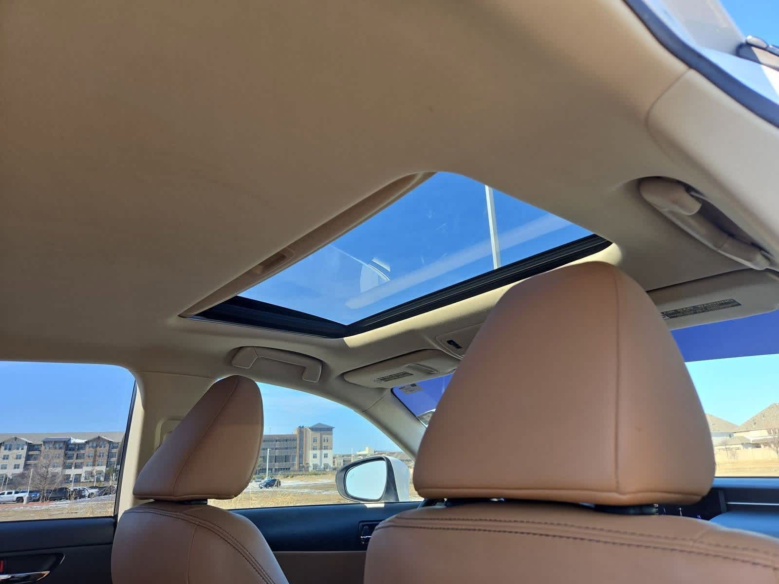 Thumbnail: 2014 Lexus IS - 22