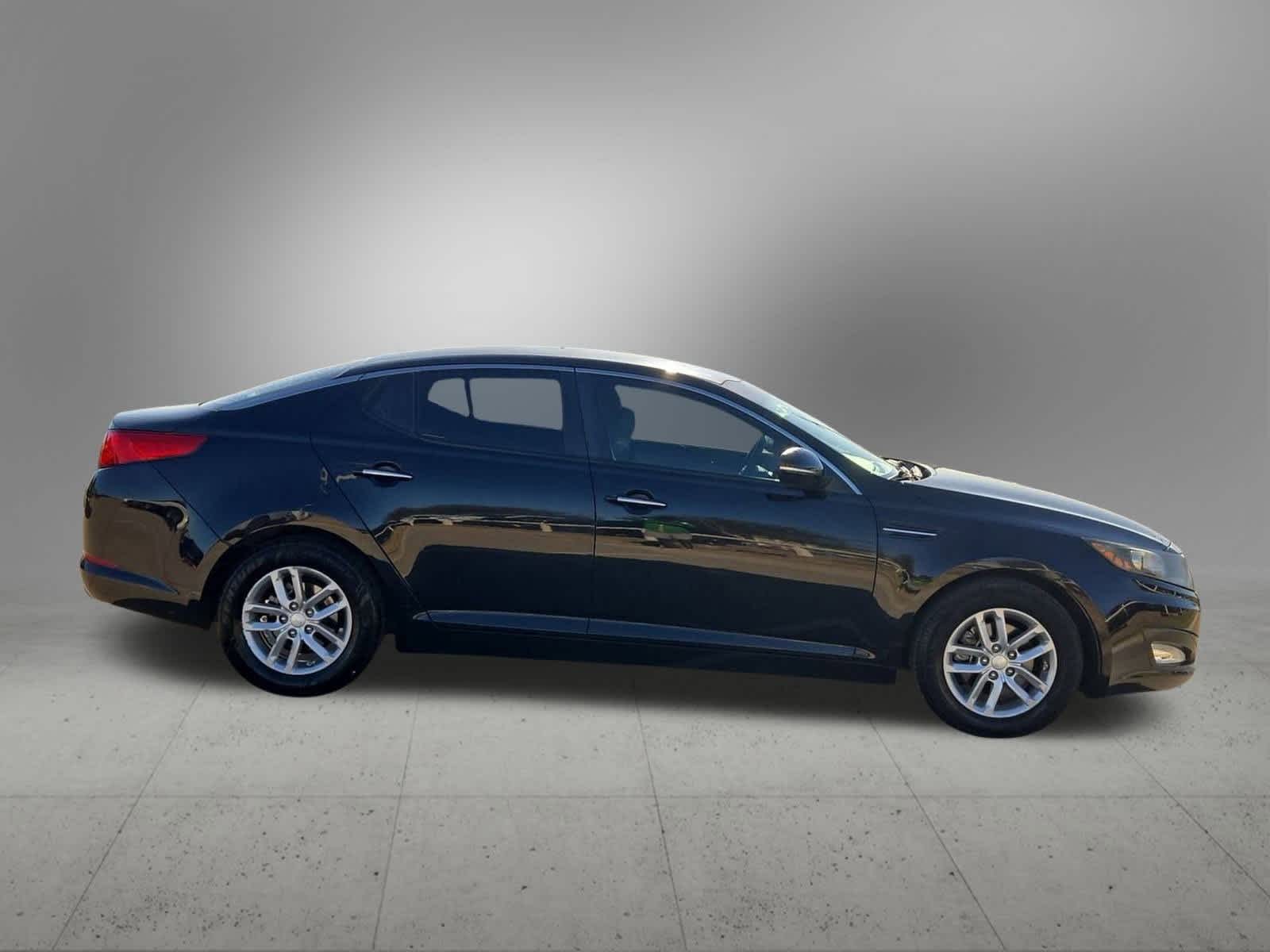 Thumbnail: 2013 Kia Optima - 7