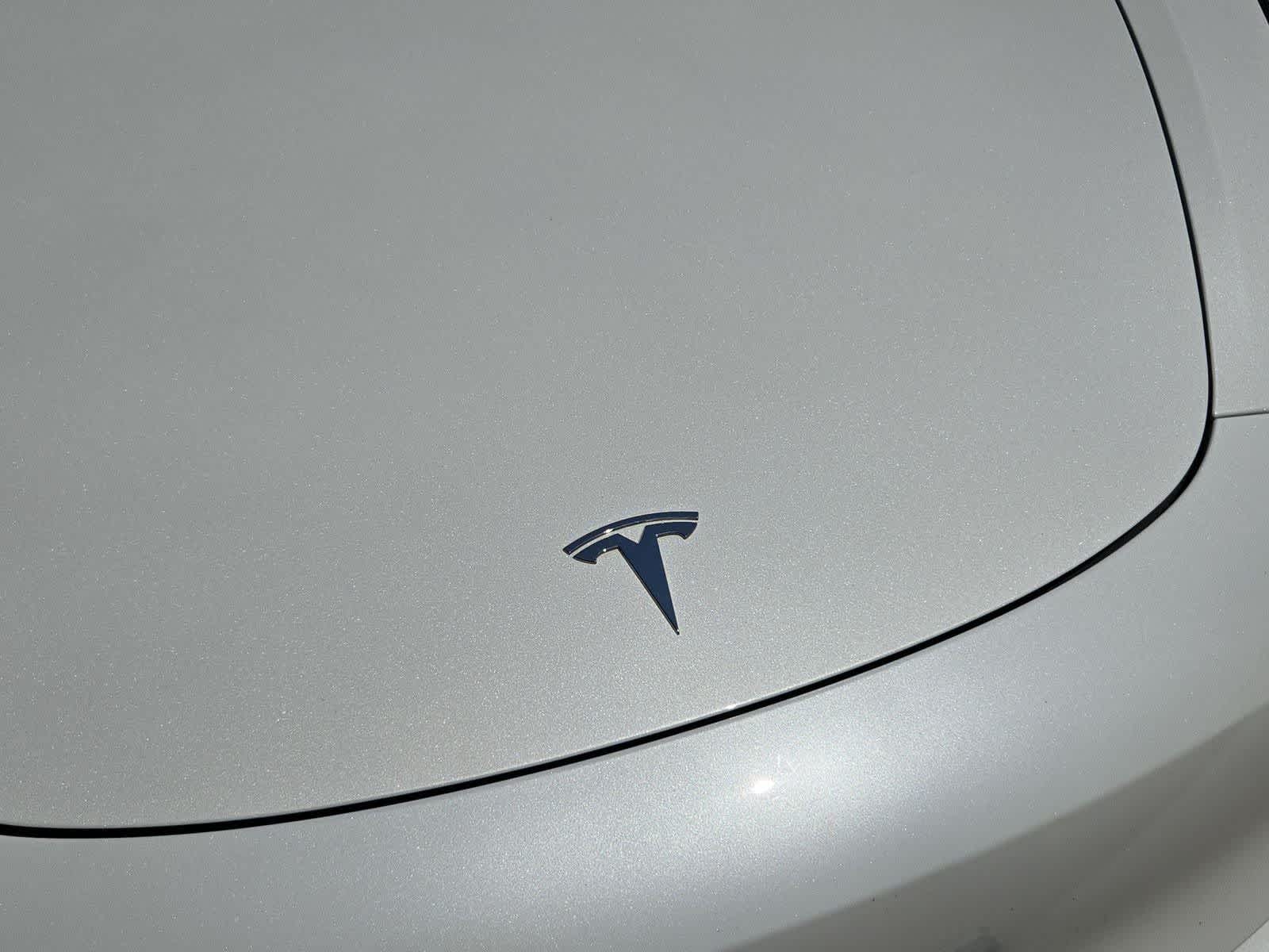Thumbnail: 2023 Tesla Model 3 - 9