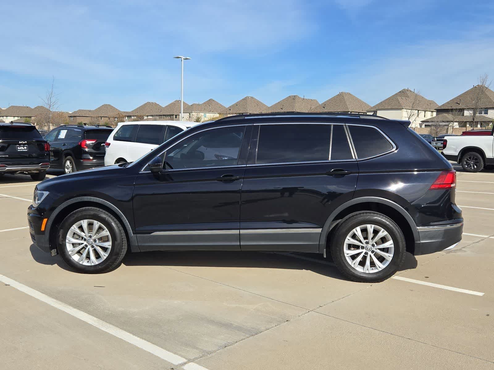 Thumbnail: 2018 Volkswagen Tiguan - 3