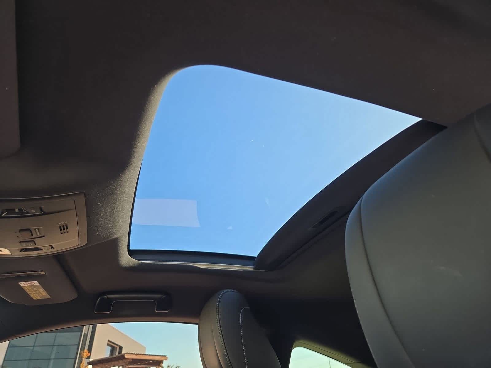 Thumbnail: 2016 Lexus RC - 16