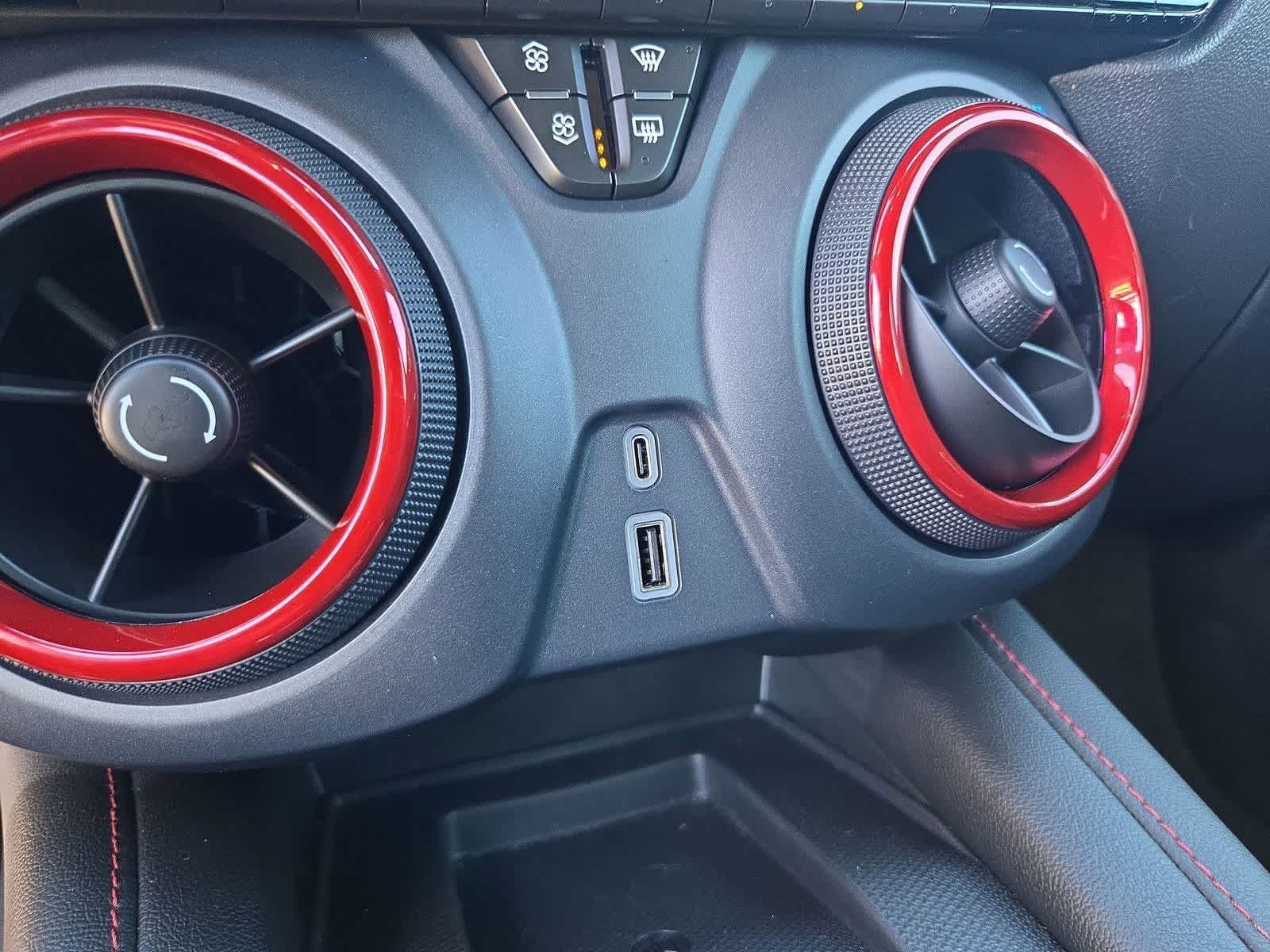 Thumbnail: 2023 Chevrolet Blazer - 33