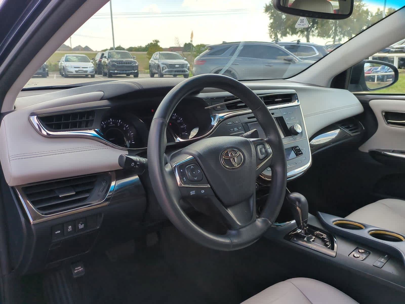 Thumbnail: 2013 Toyota Avalon - 2