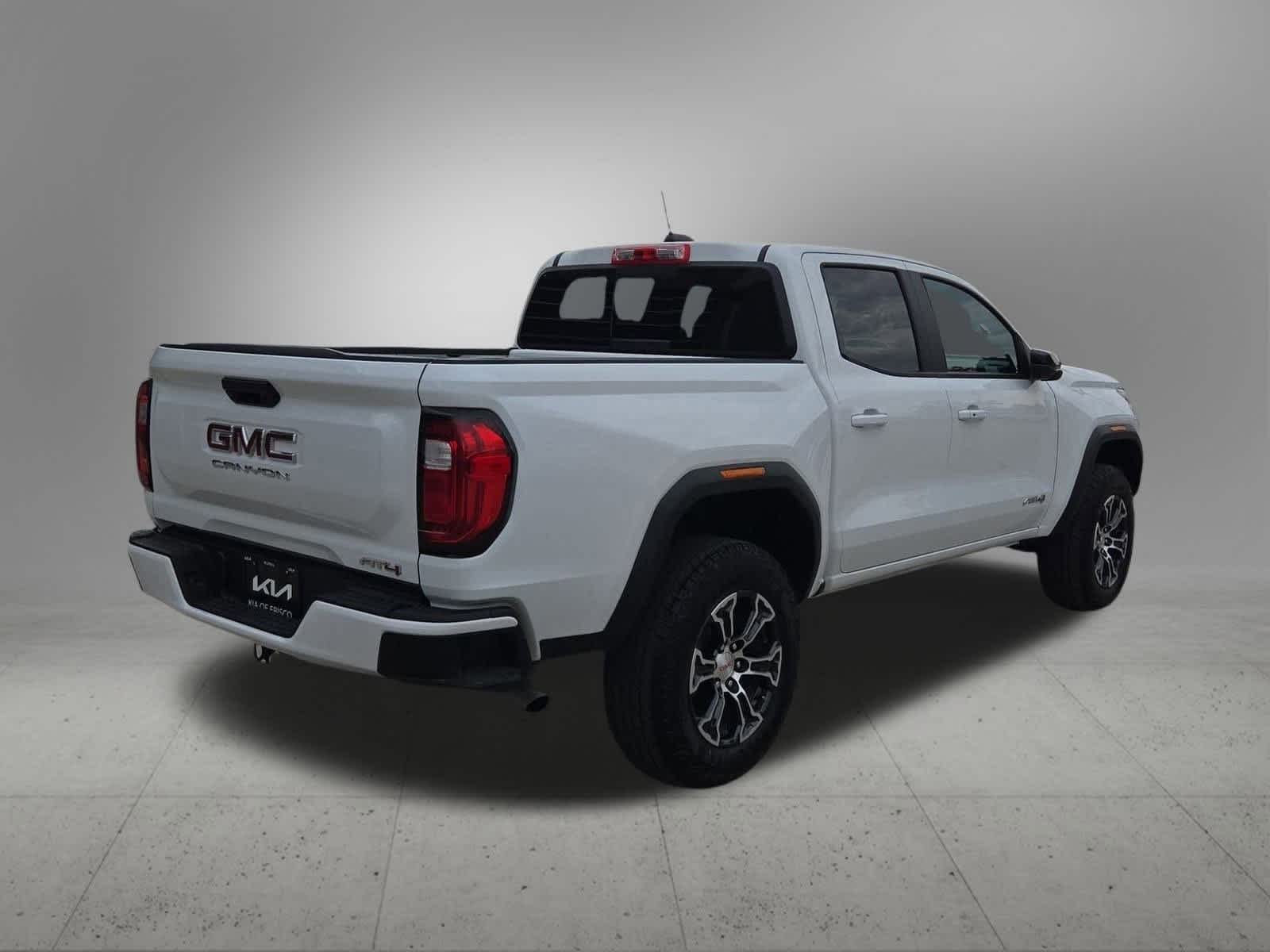 Thumbnail: 2024 GMC Canyon - 6