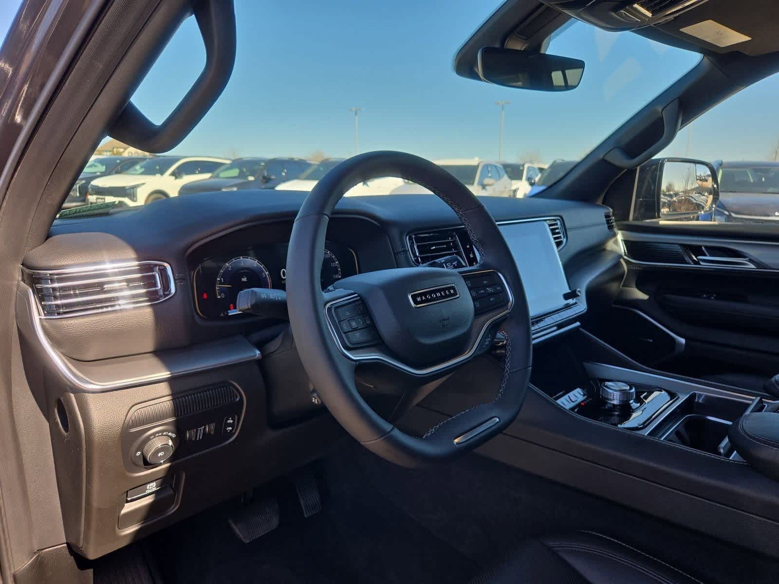 Thumbnail: 2023 Jeep Wagoneer - 2