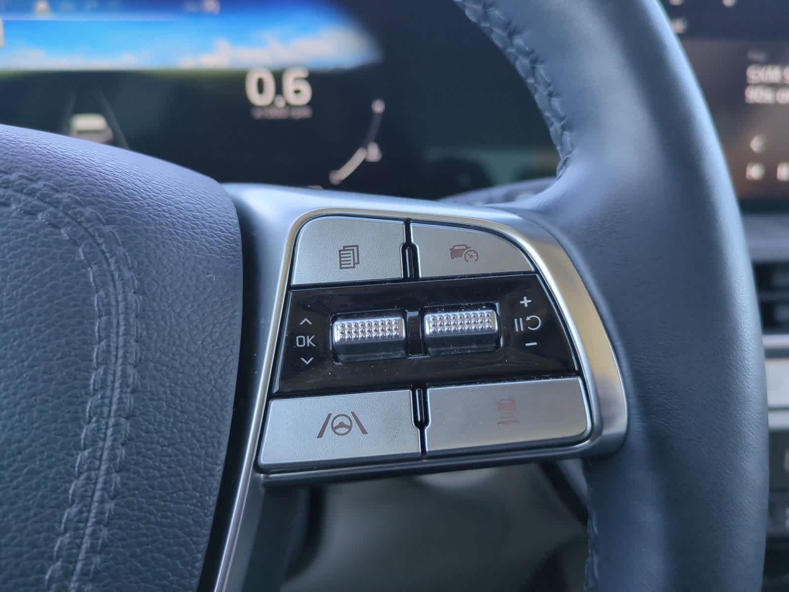 Thumbnail: 2025 Kia Telluride - 25