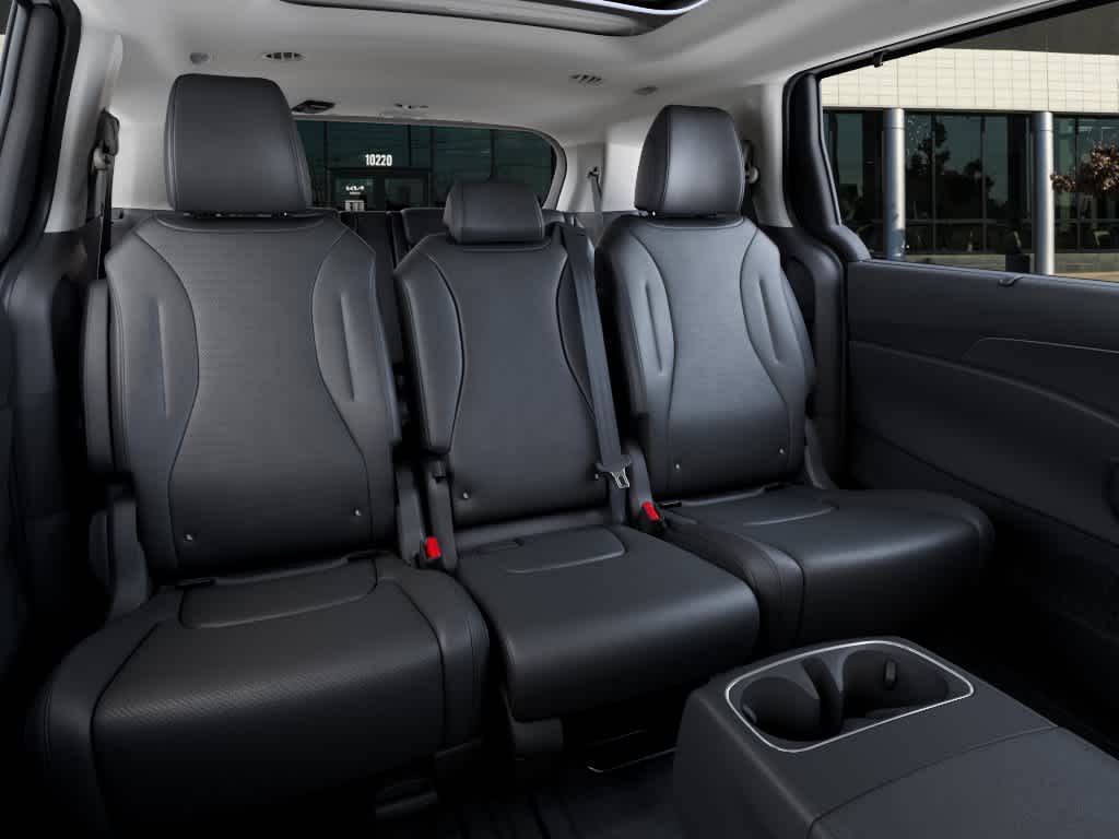 Thumbnail: 2026 Kia Carnival - 16