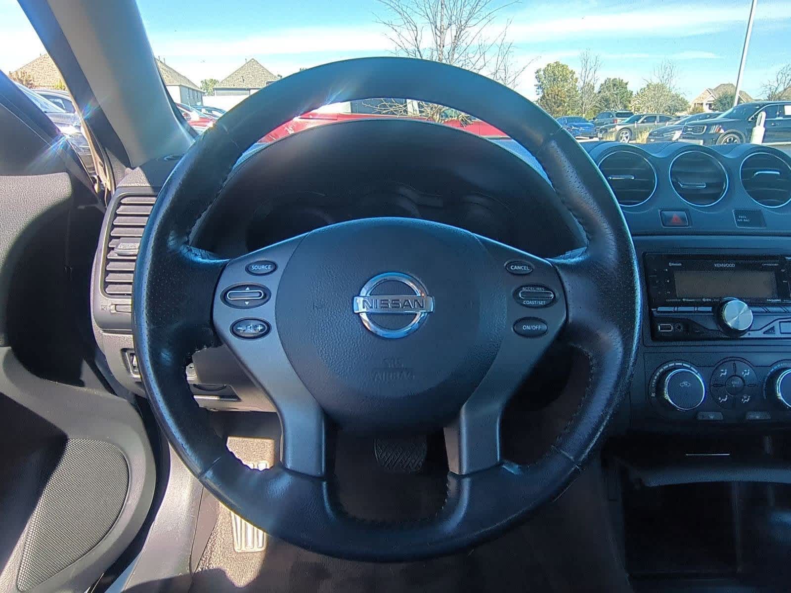 Thumbnail: 2011 Nissan Altima - 19