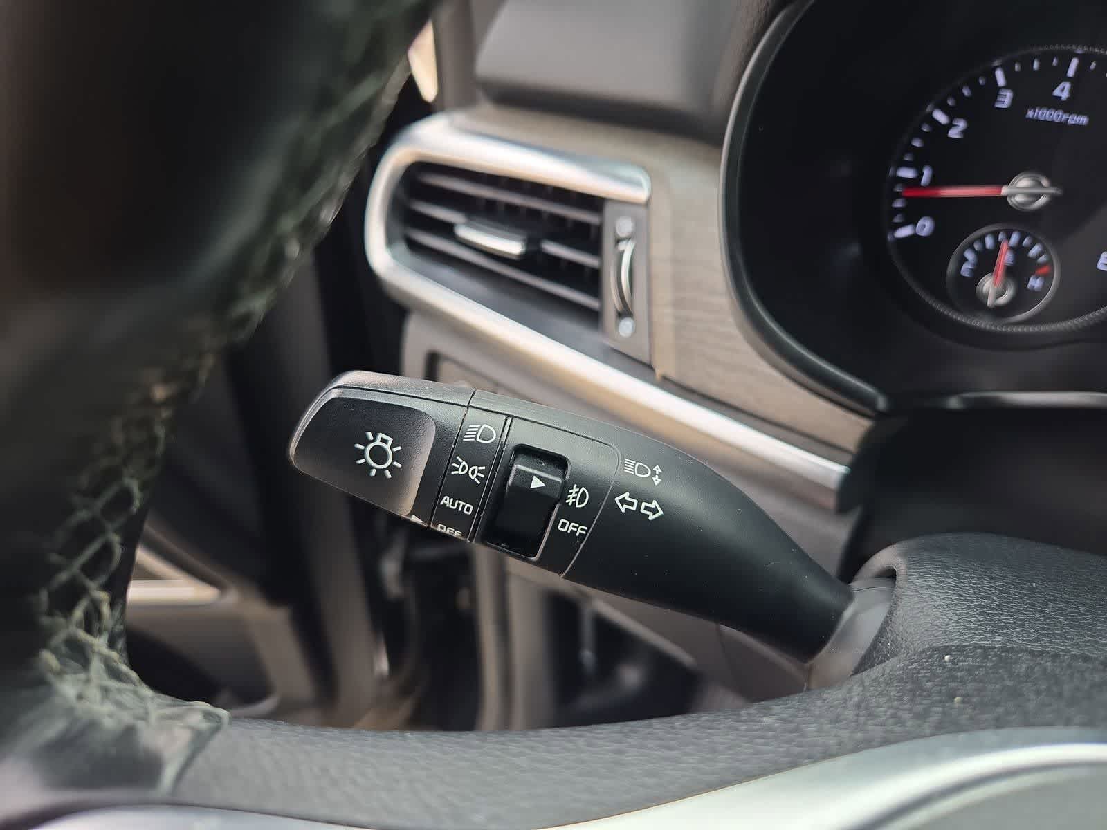 Thumbnail: 2021 Kia Telluride - 26