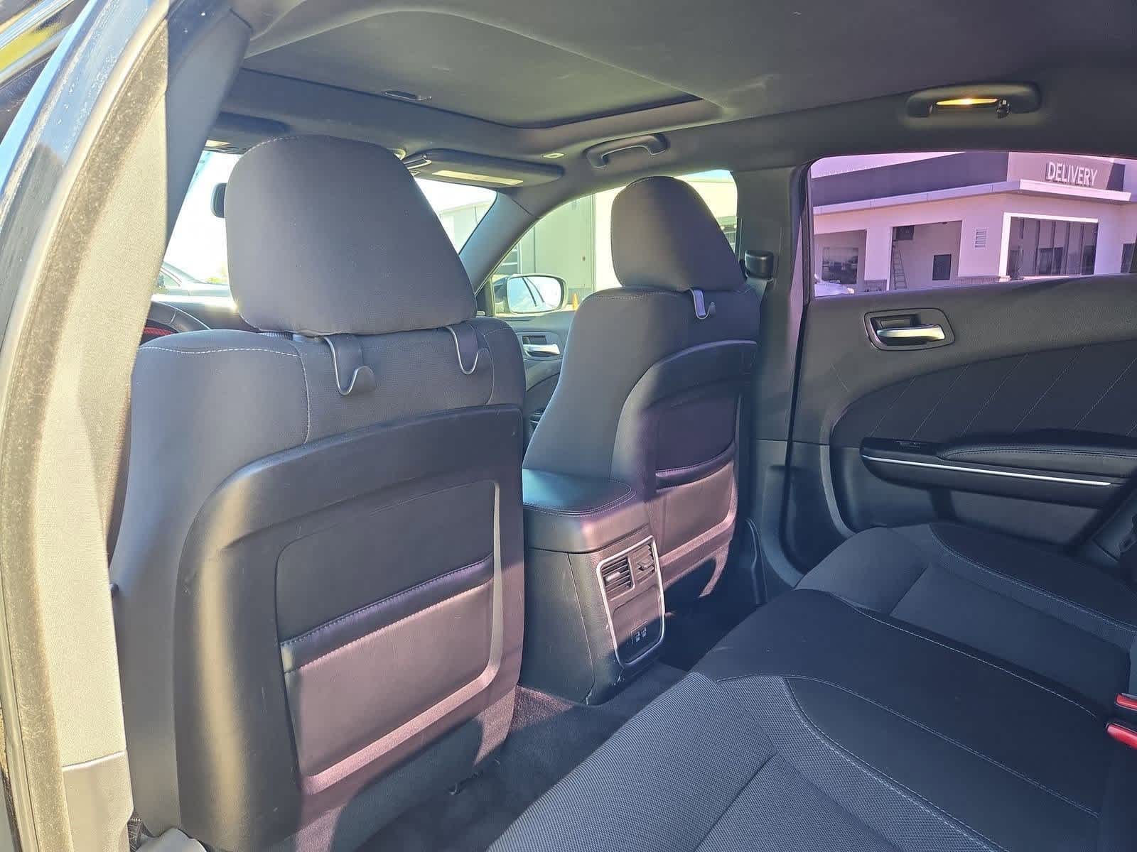 Thumbnail: 2018 Dodge Charger - 17