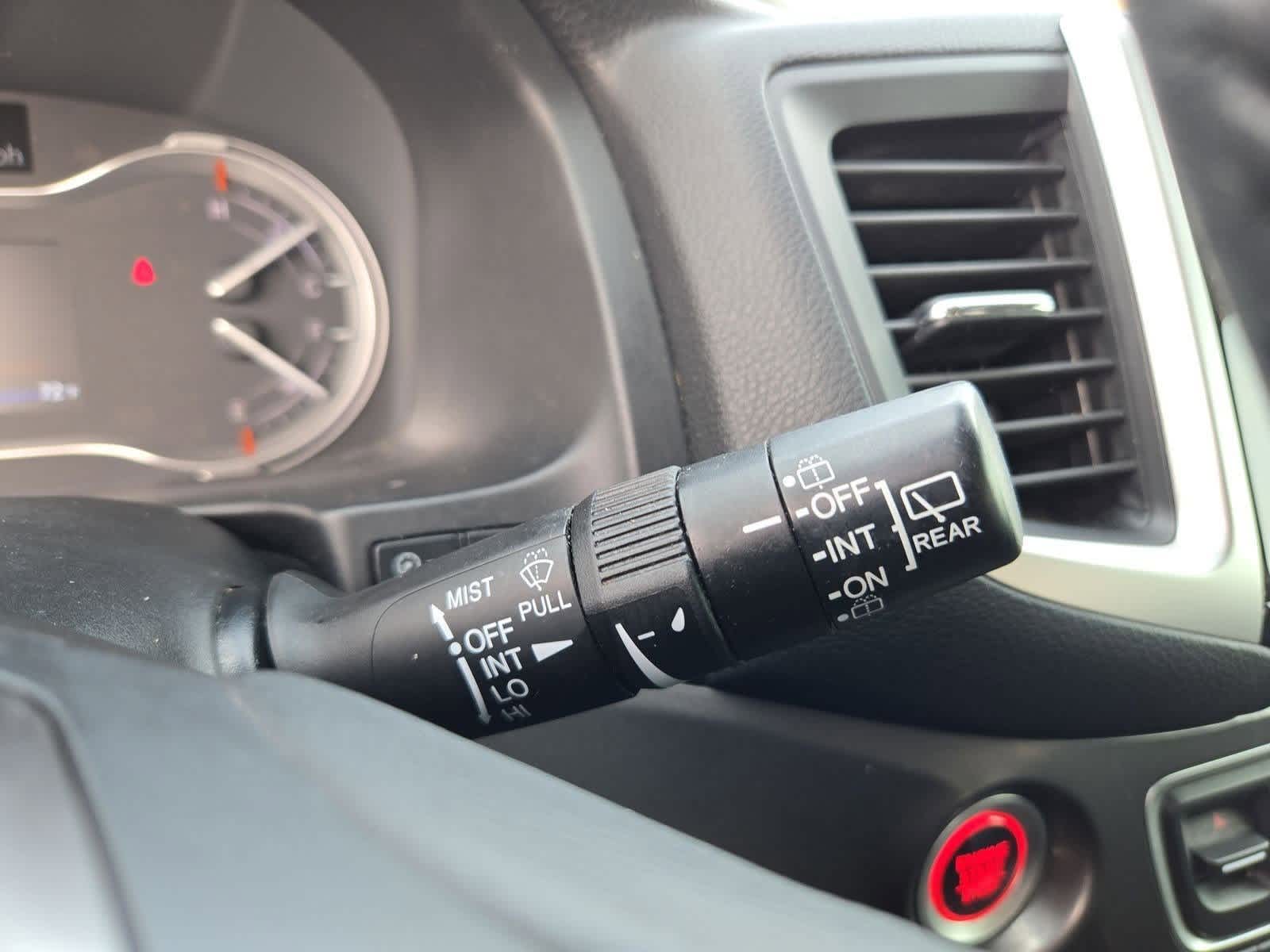 Thumbnail: 2018 Honda Pilot - 26