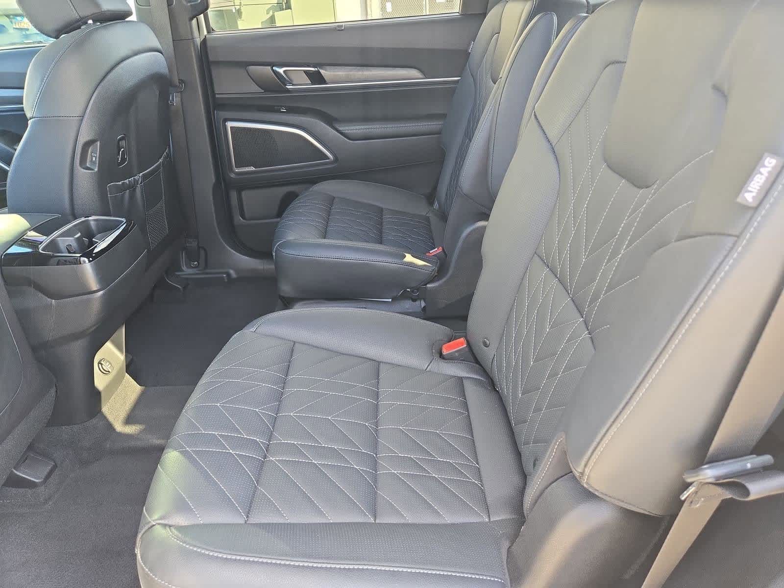 Thumbnail: 2024 Kia Telluride - 19